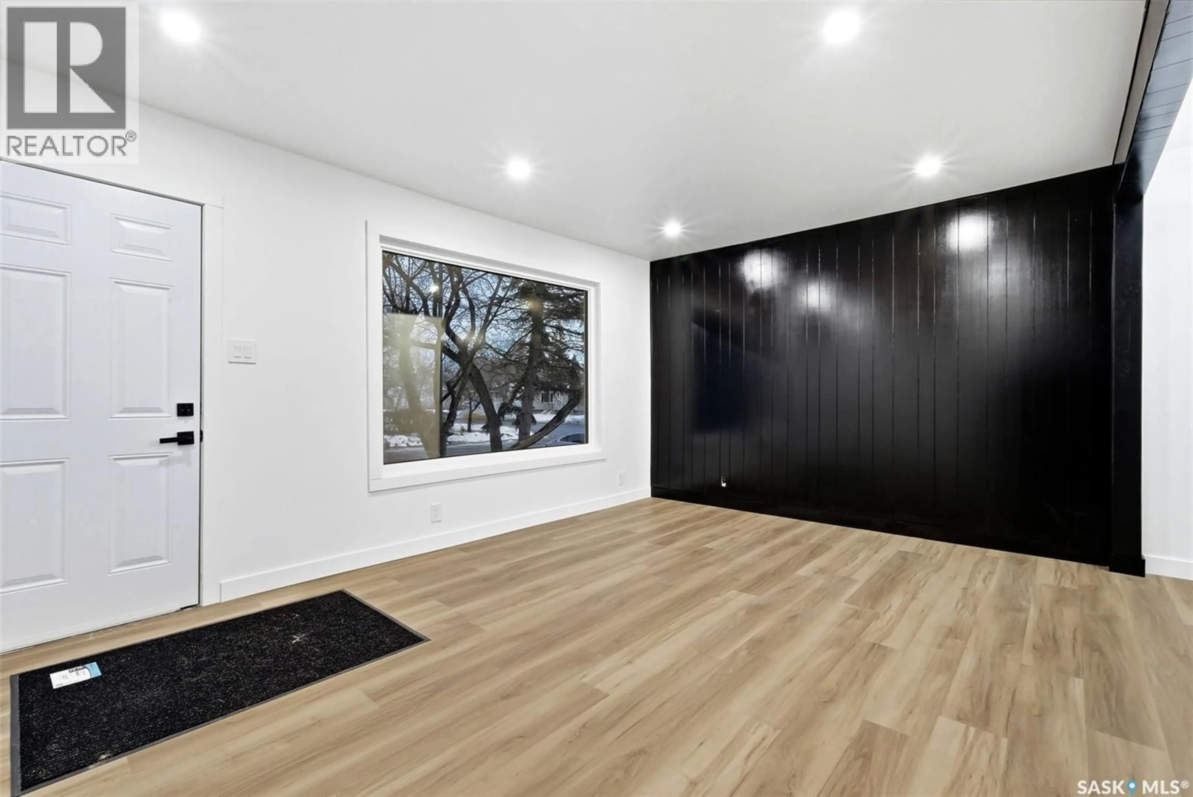 Unknown for 964 ROYAL STREET, Regina Saskatchewan S4T4Z6