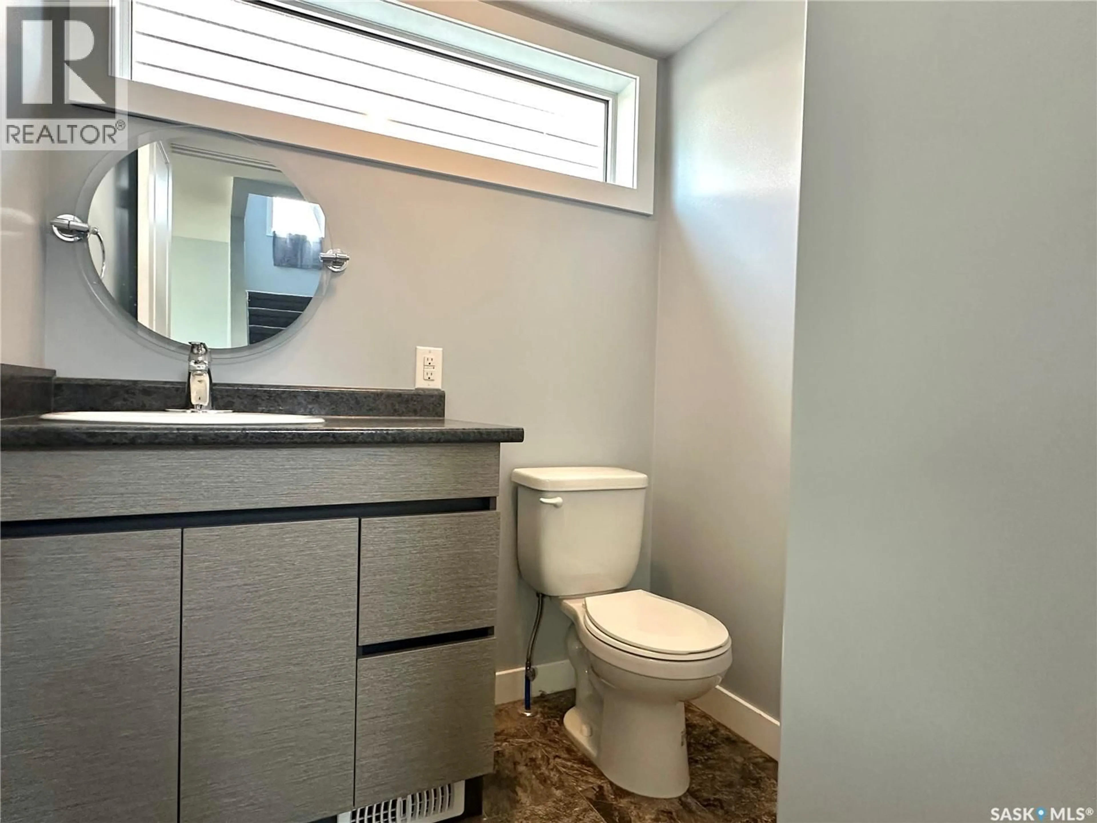 Standard bathroom, unknown for 562 105TH STREET, North Battleford Saskatchewan S9A1R7