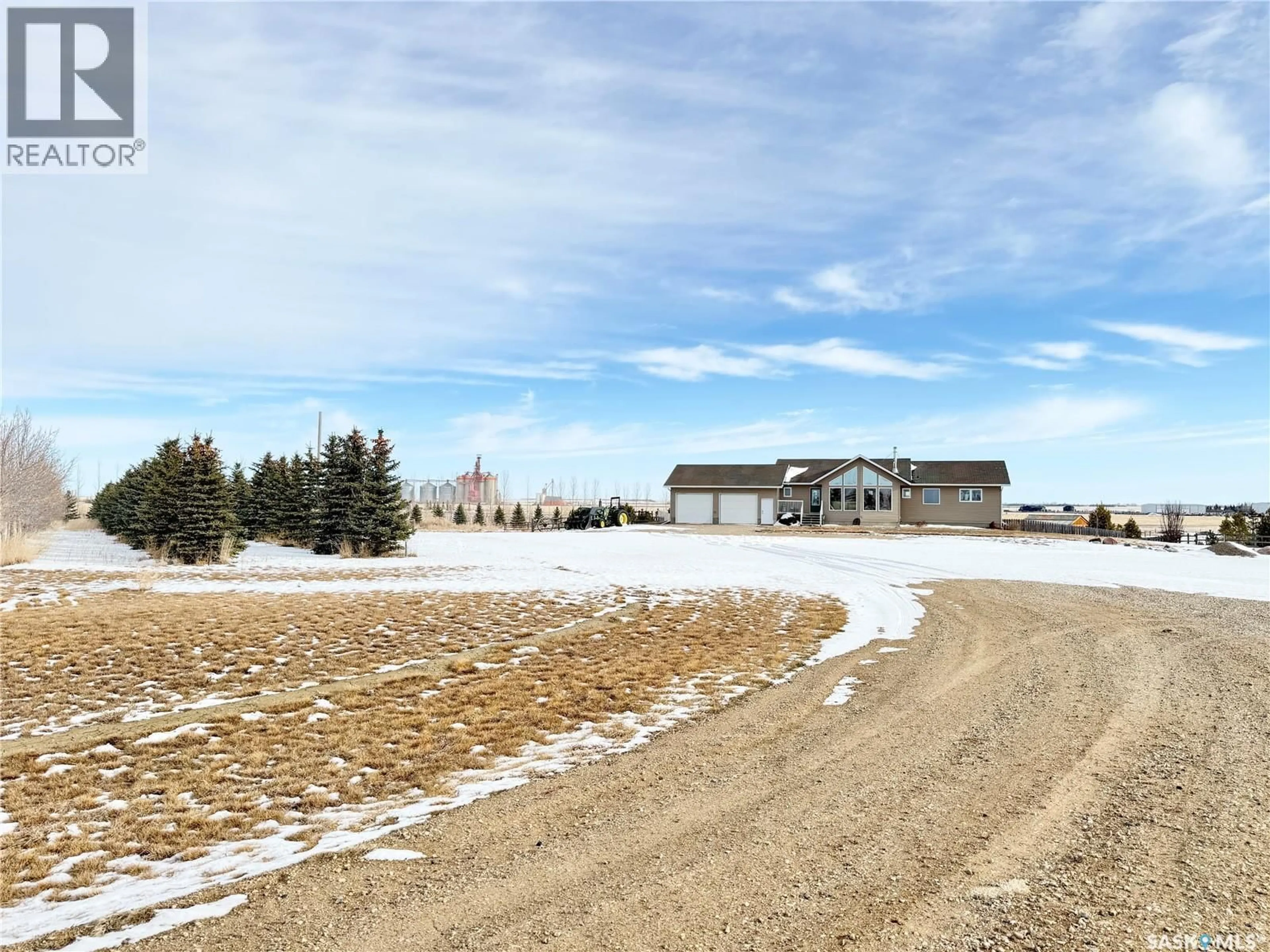 Unknown for Acreage - 13 WEYBURN HIGHWAY, Weyburn Rm No. 67 Saskatchewan S4H0A0