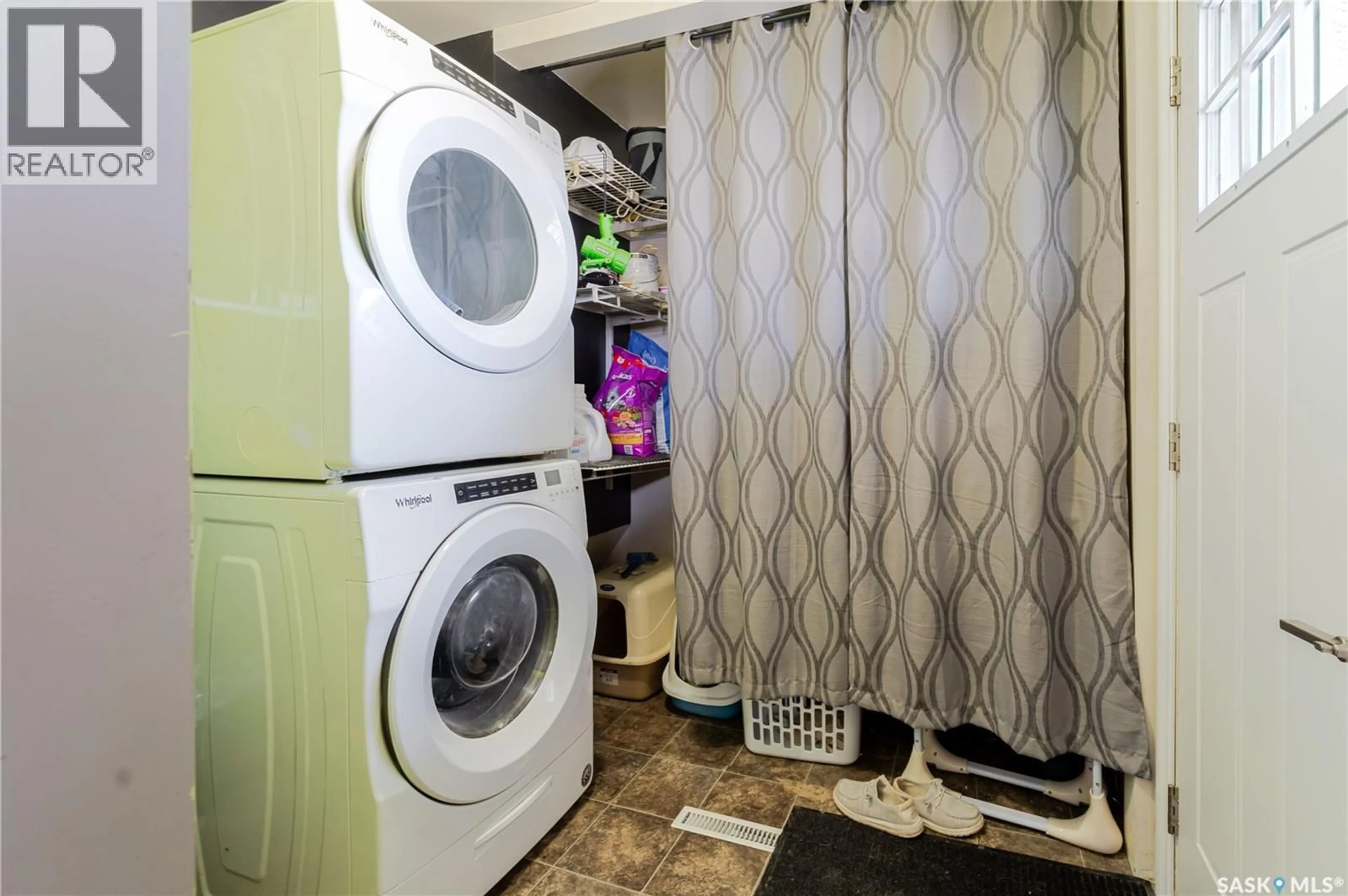 Laundry room for 1152 LILLOOET STREET, Moose Jaw Saskatchewan S6H5A3