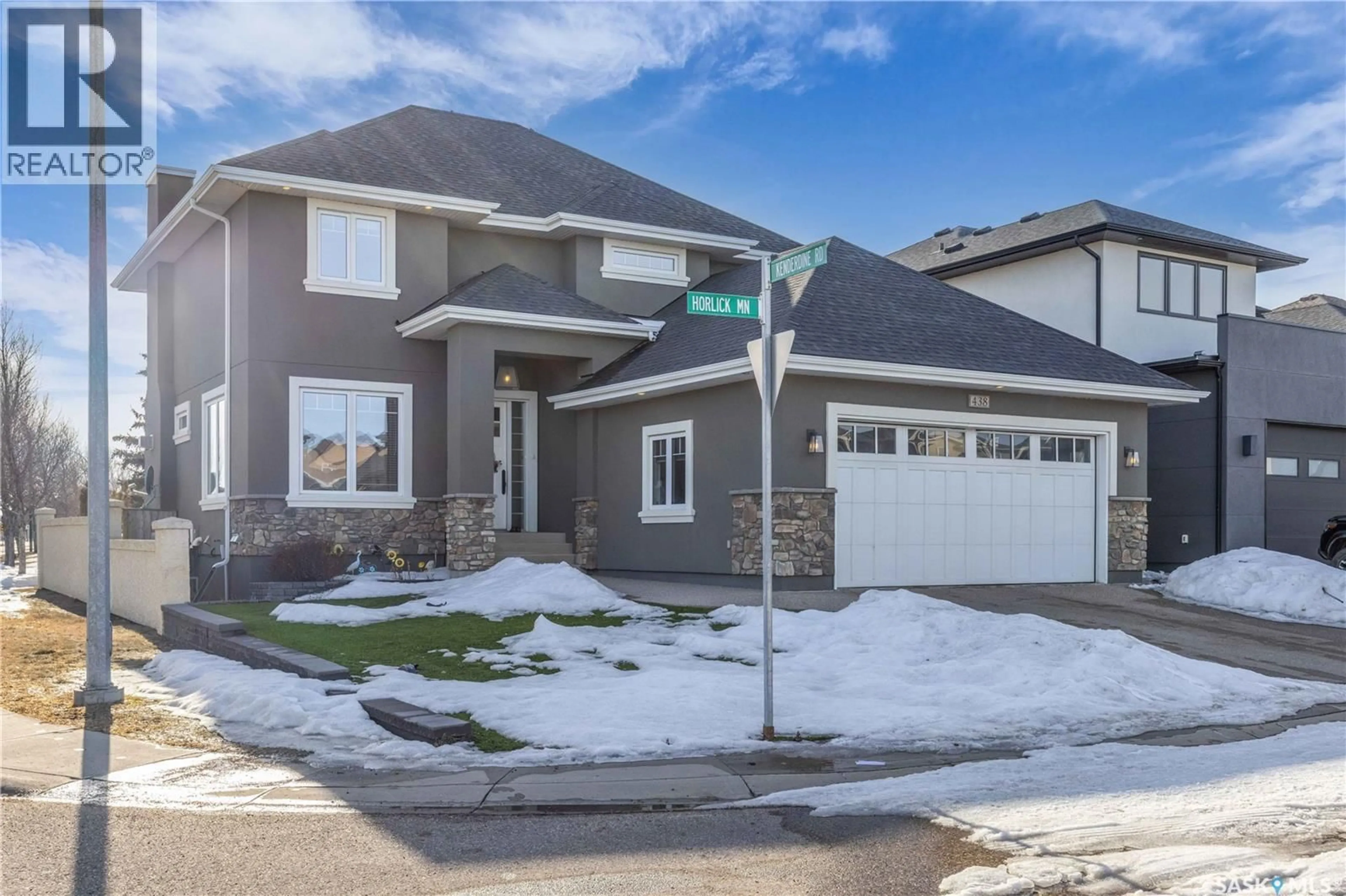 Unknown for 438 HORLICK MANOR, Saskatoon Saskatchewan S7N2J6