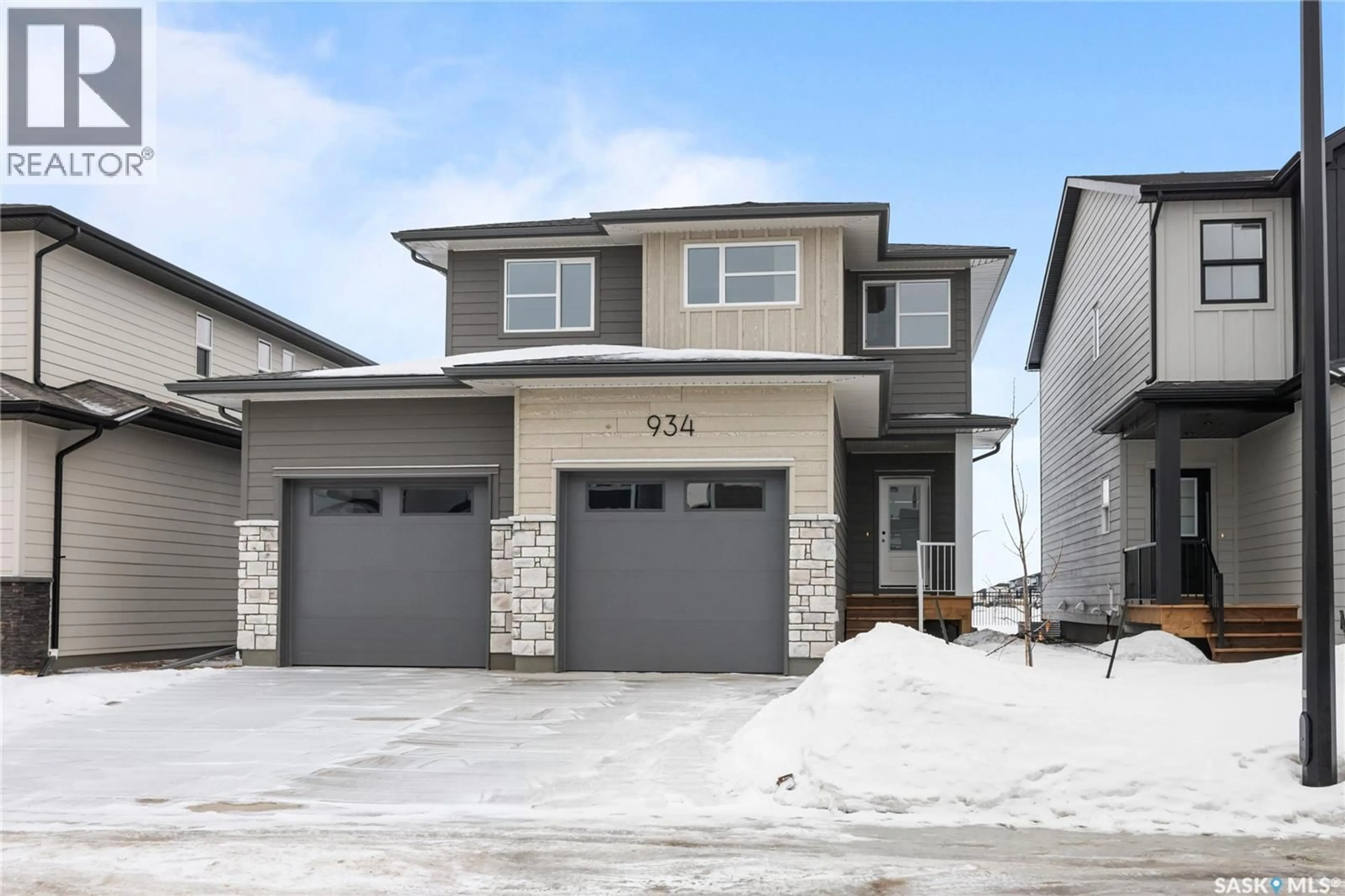 Unknown for 934 BRIGHTON GATE, Saskatoon Saskatchewan S7V1S6