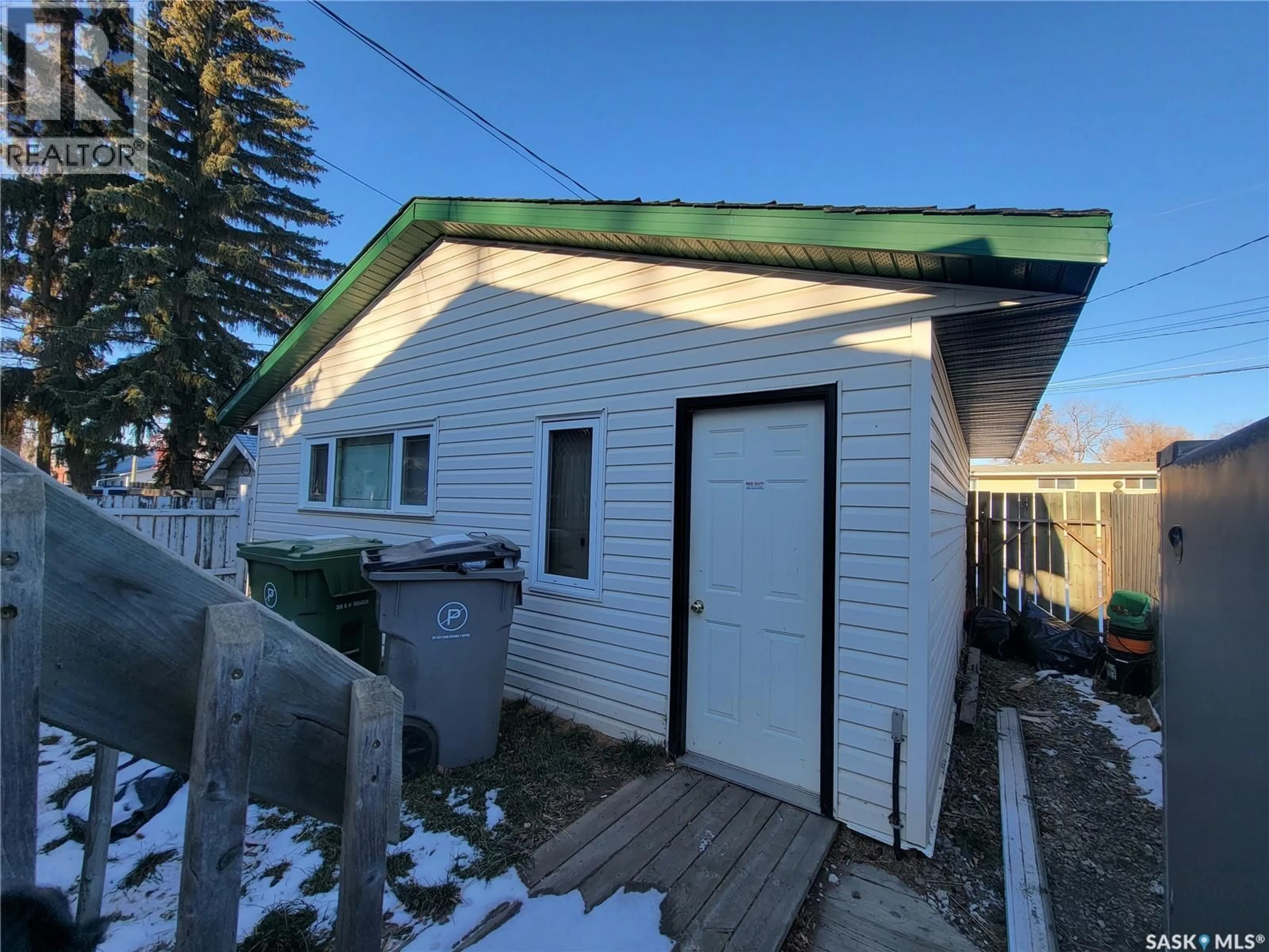 Shed for 4820 46TH STREET, Lloydminster Saskatchewan S9V0N7