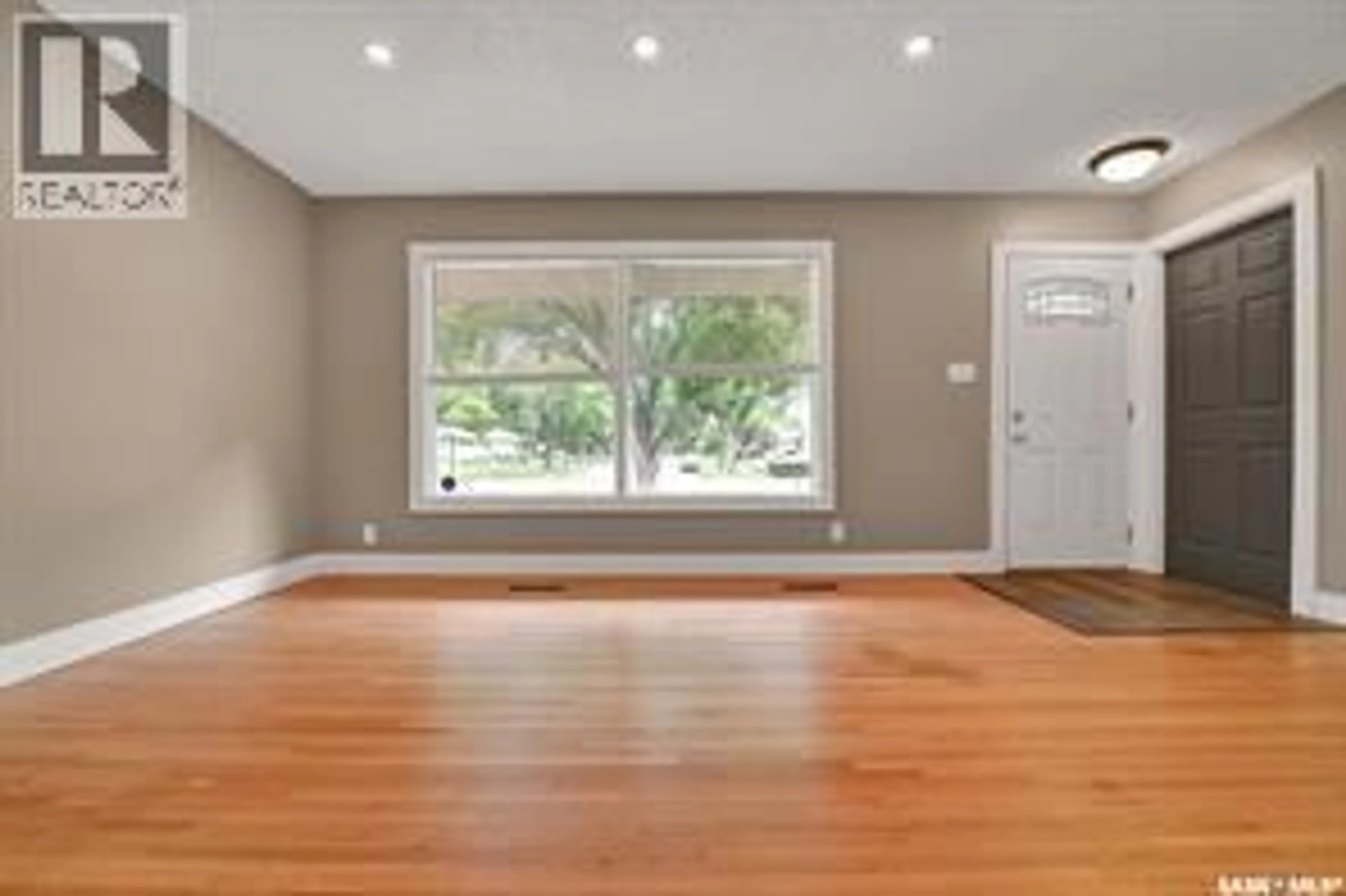 Unknown for 4515 SHERWOOD DRIVE, Regina Saskatchewan S4R4B3