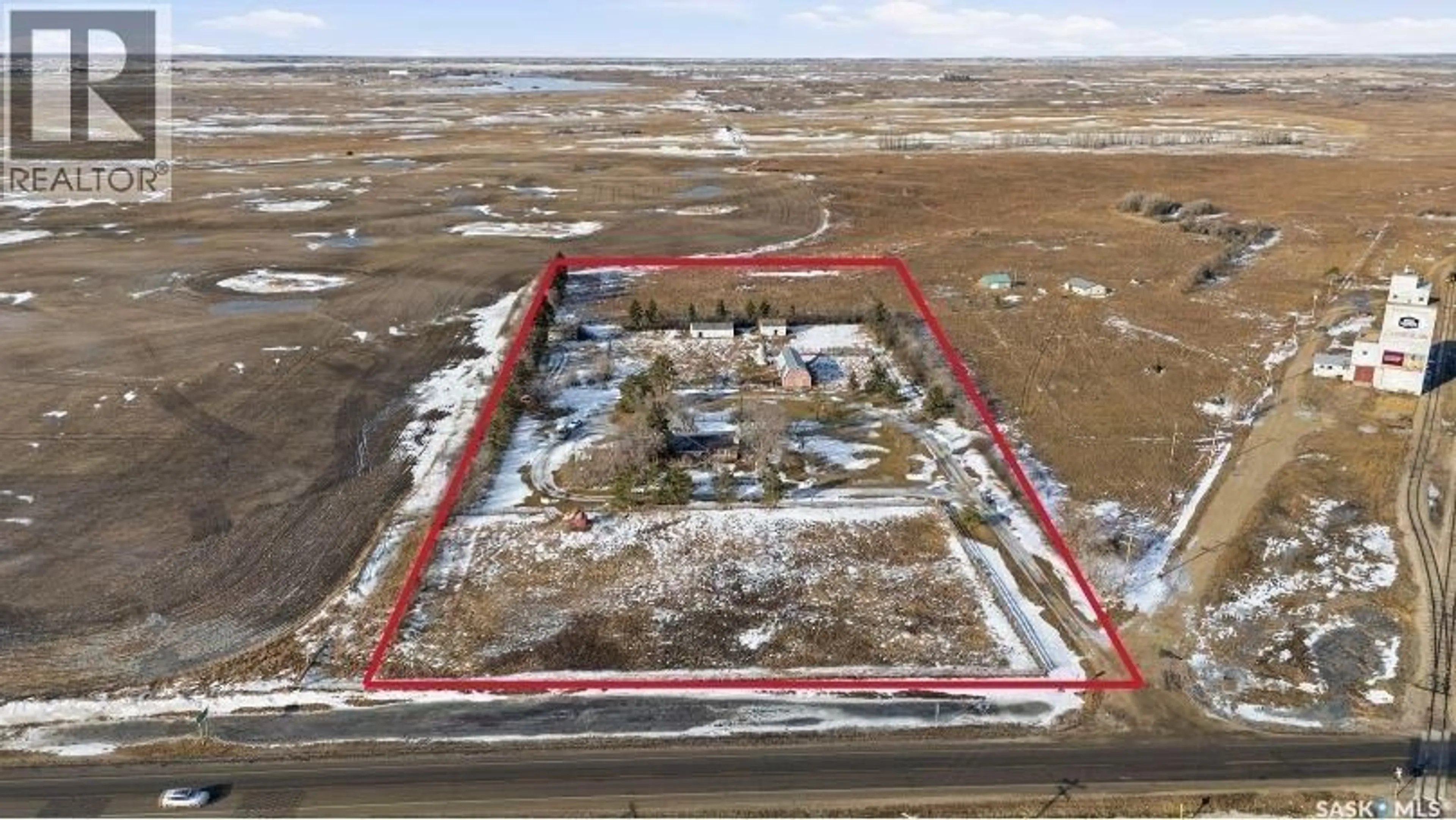 A pic from outside/outdoor area/front of a property/back of a property/a pic from drone, building for CHAMBERLAIN ACREAGE, Chamberlain Saskatchewan S0G0R0