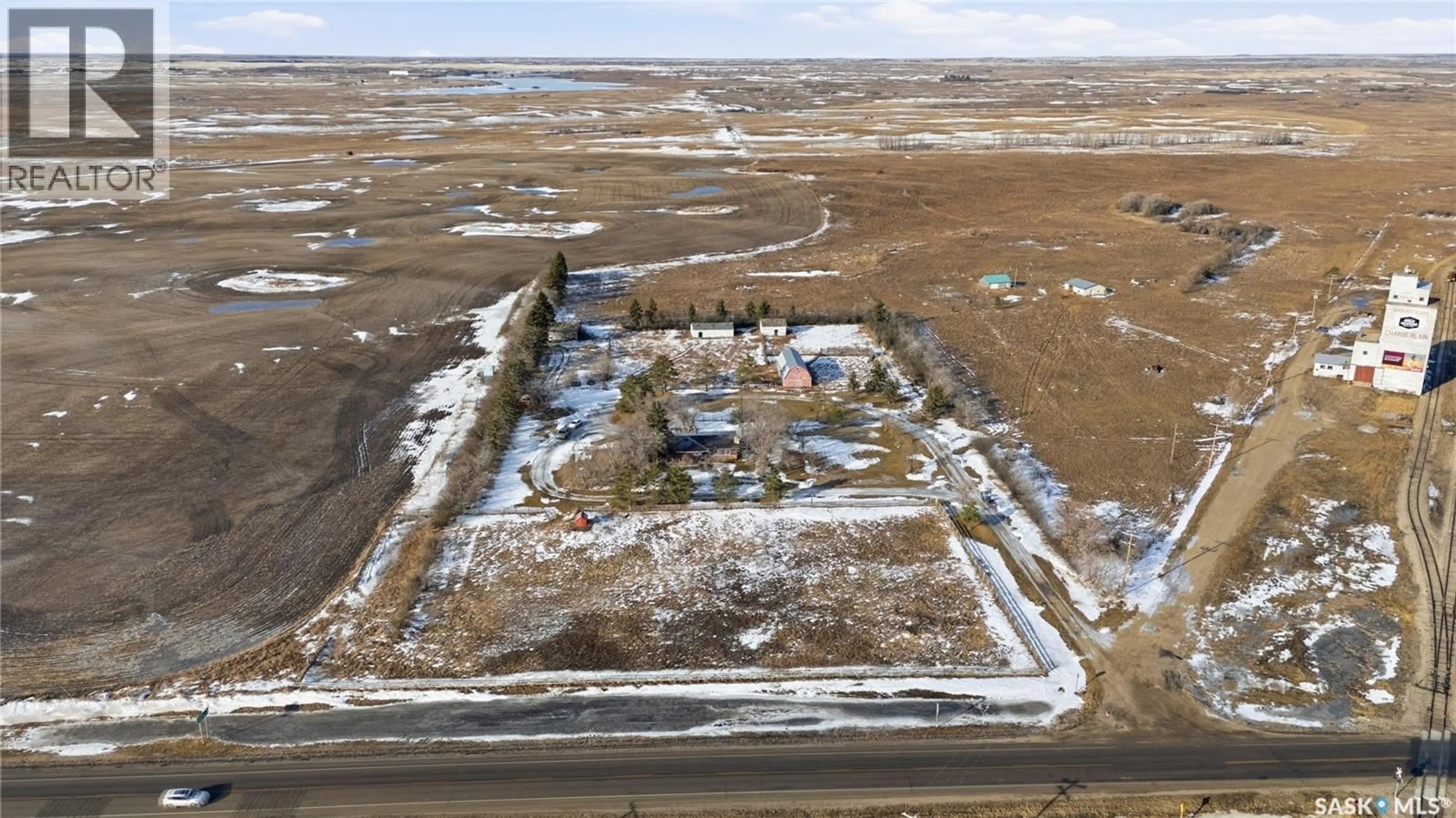 A pic from outside/outdoor area/front of a property/back of a property/a pic from drone, building for CHAMBERLAIN ACREAGE, Chamberlain Saskatchewan S0G0R0