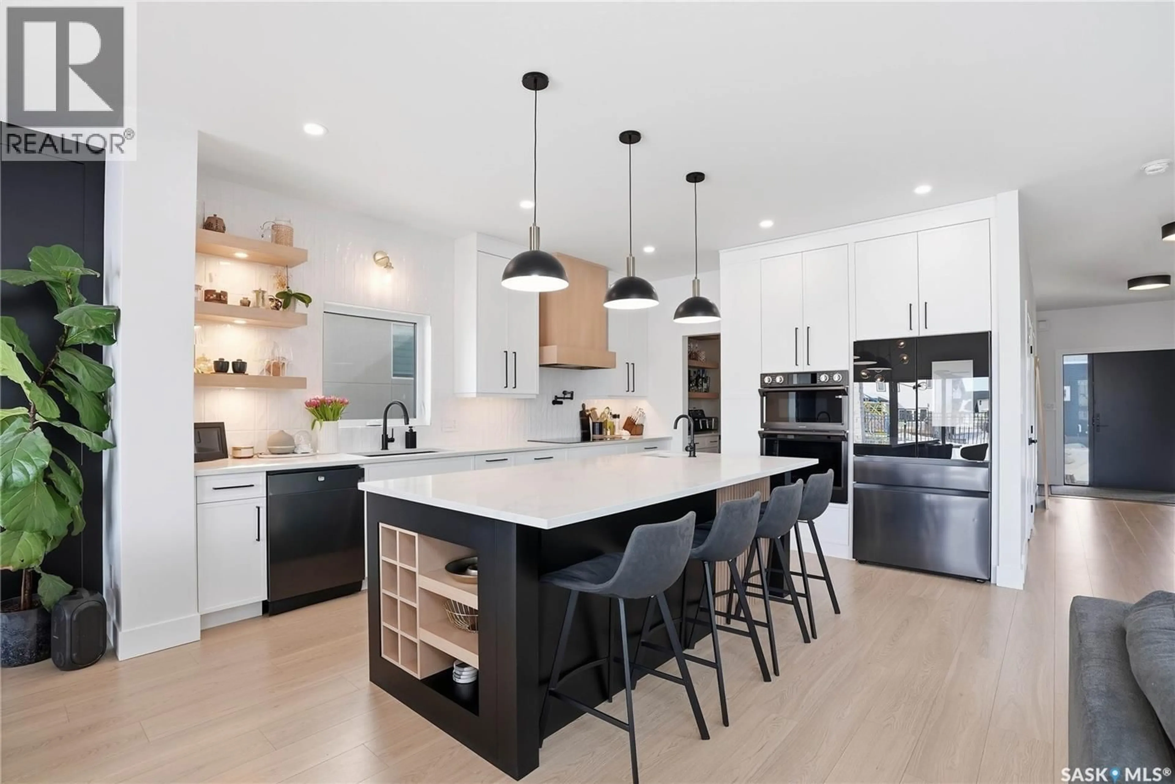 Contemporary kitchen, unknown for 139 WOOLF BEND, Saskatoon Saskatchewan S7W1E6