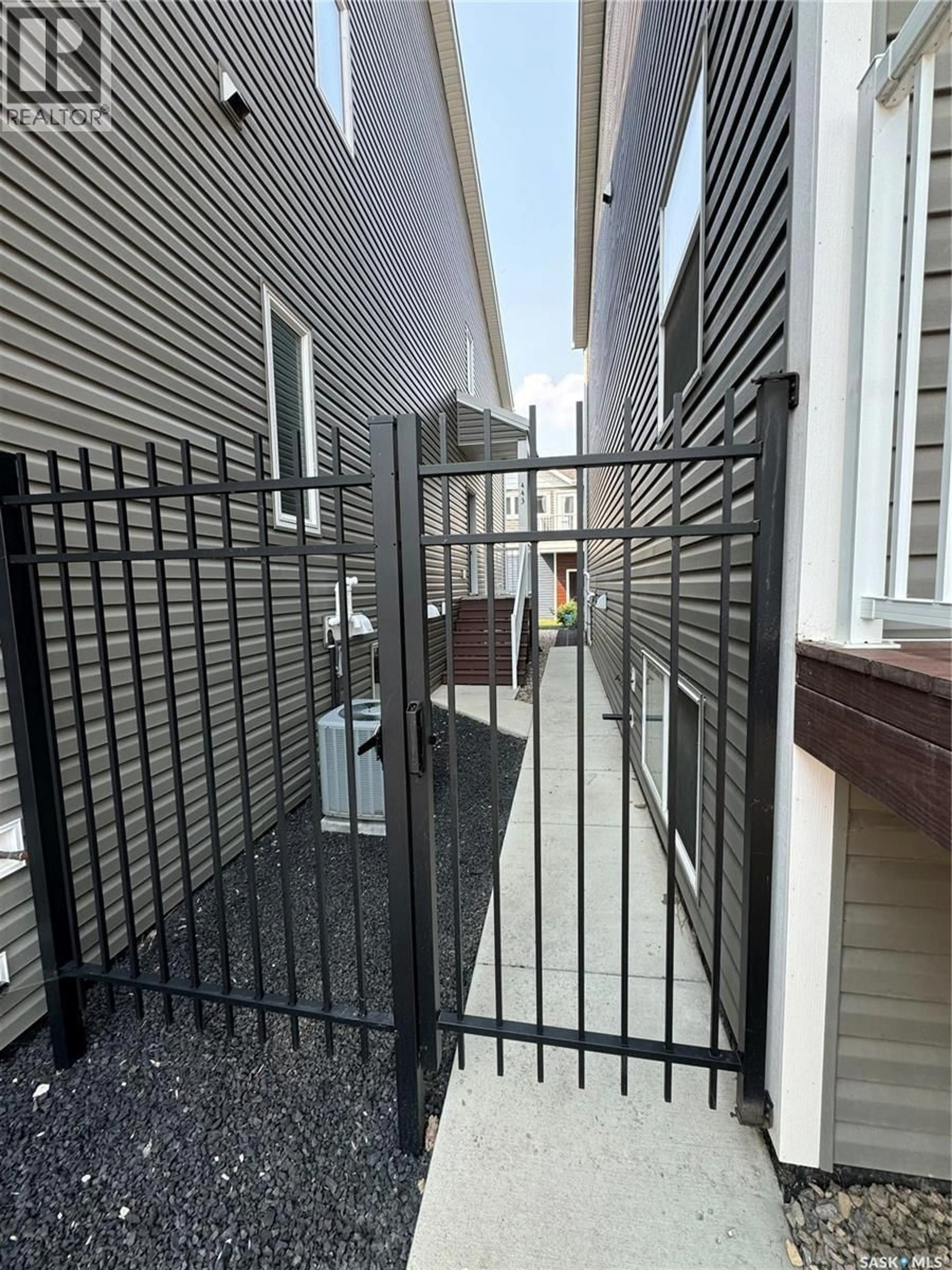 Unknown for 443 L AVENUE, Saskatoon Saskatchewan S7M5Y6