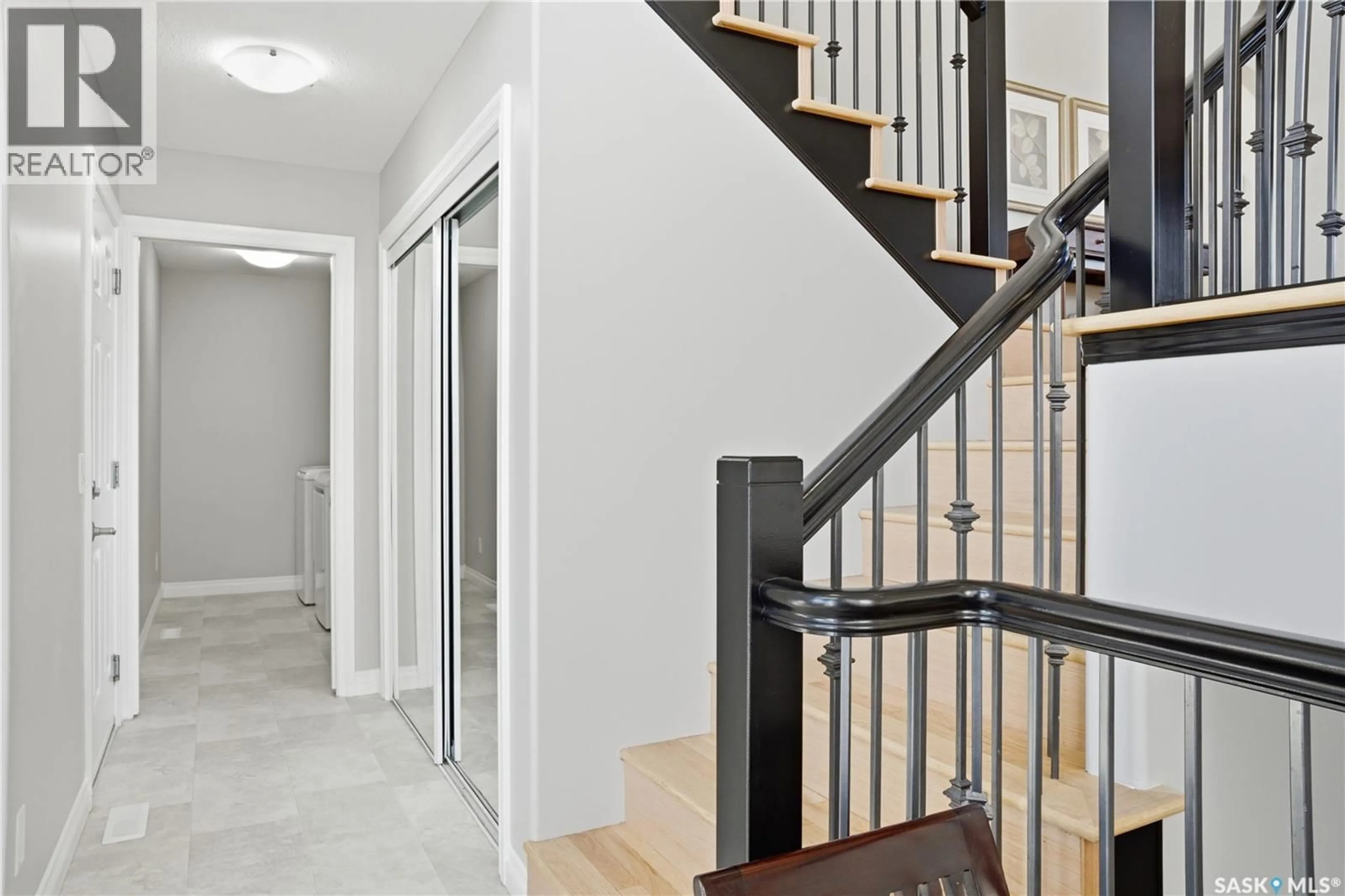 Unknown for 4706 MAZINKE CRESCENT, Regina Saskatchewan S4X4T9