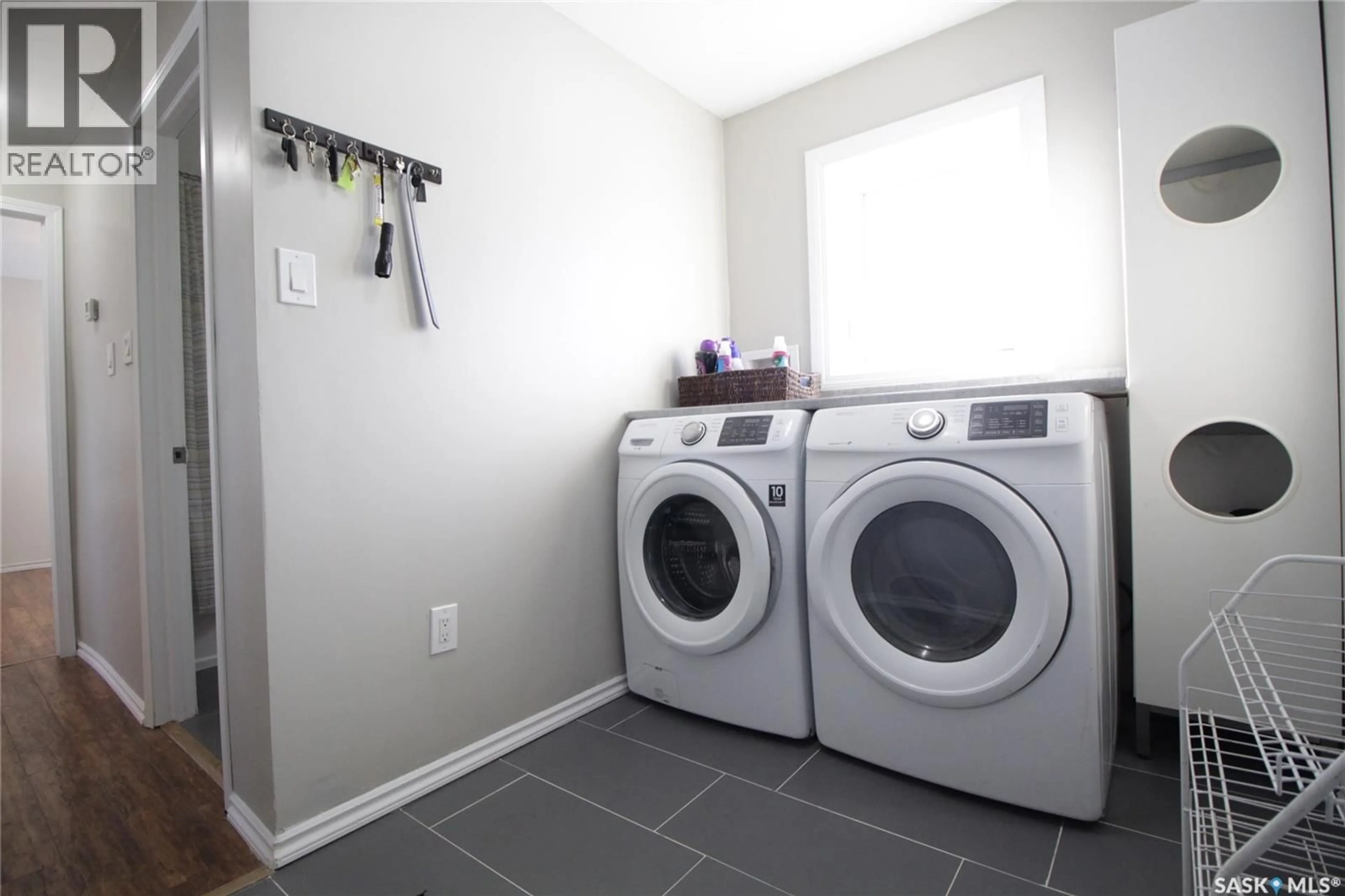 Laundry room for GALGER ACREAGE, Martin Rm No. 122 Saskatchewan S0G3N0