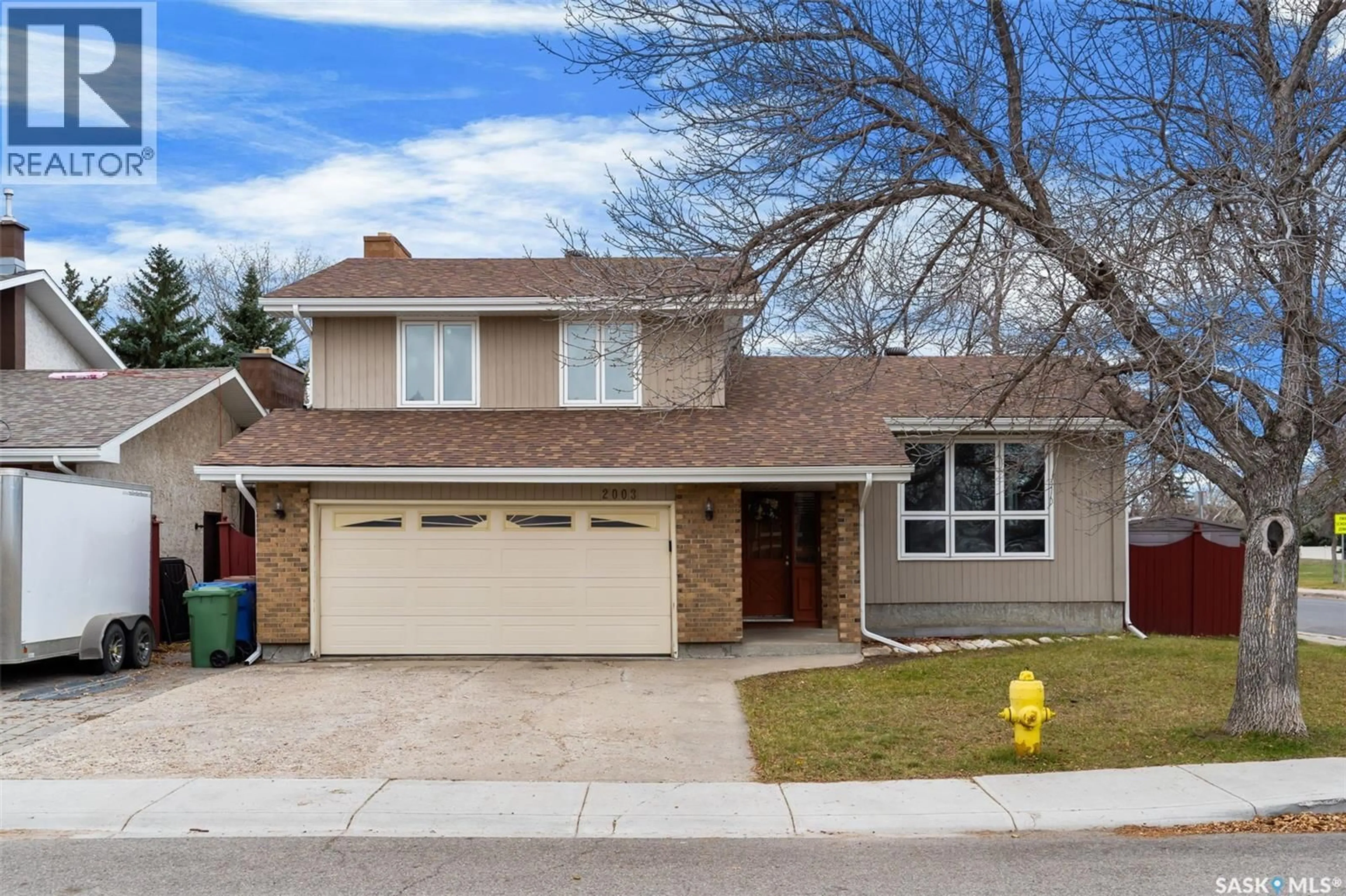 Home with vinyl exterior material, street for 2003 STYLES CRESCENT, Regina Saskatchewan S4V0P8