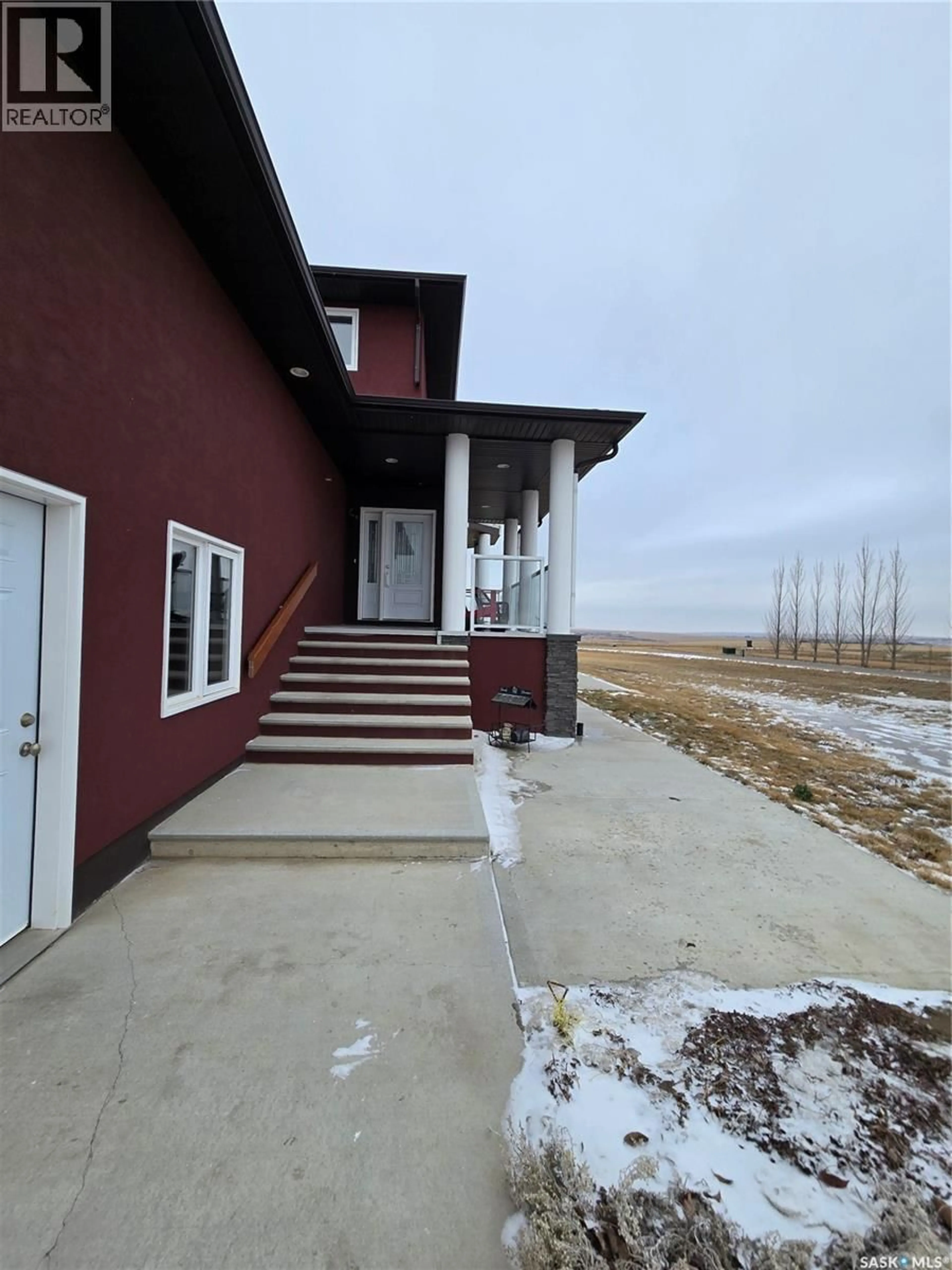 Indoor foyer for 111 WESTVIEW DRIVE, Swift Current Rm No. 137 Saskatchewan S9H3X6