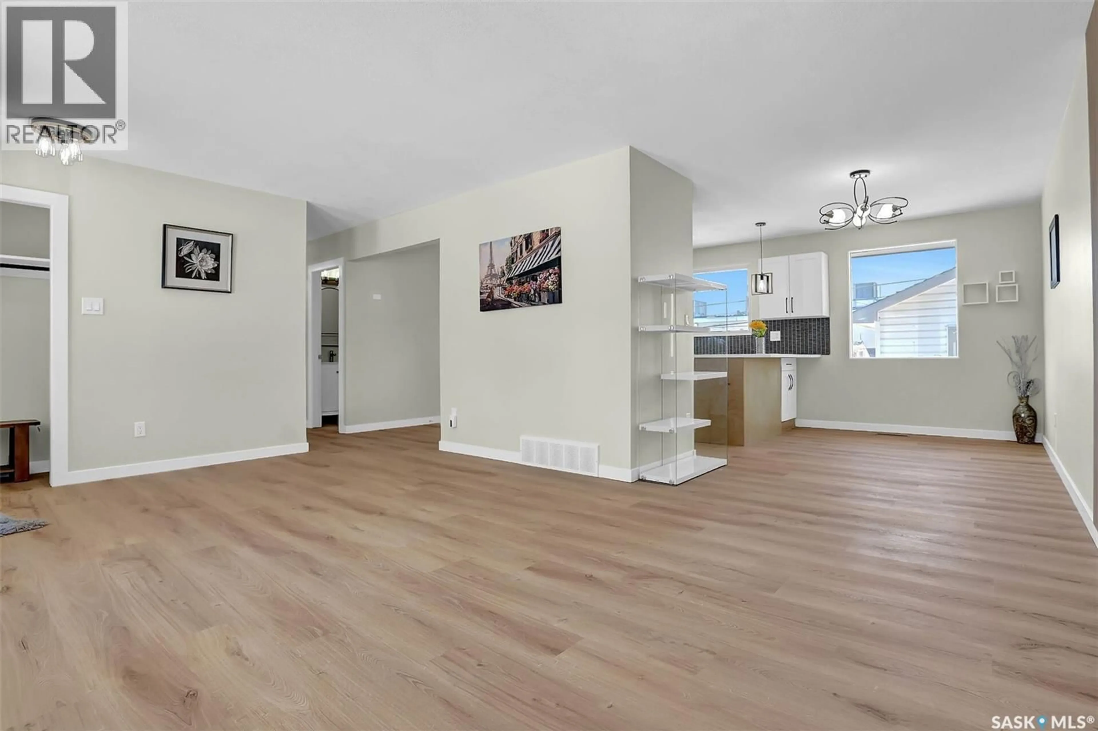 Unknown for 40 RICHARDSON CRESCENT, Regina Saskatchewan S4S4J3