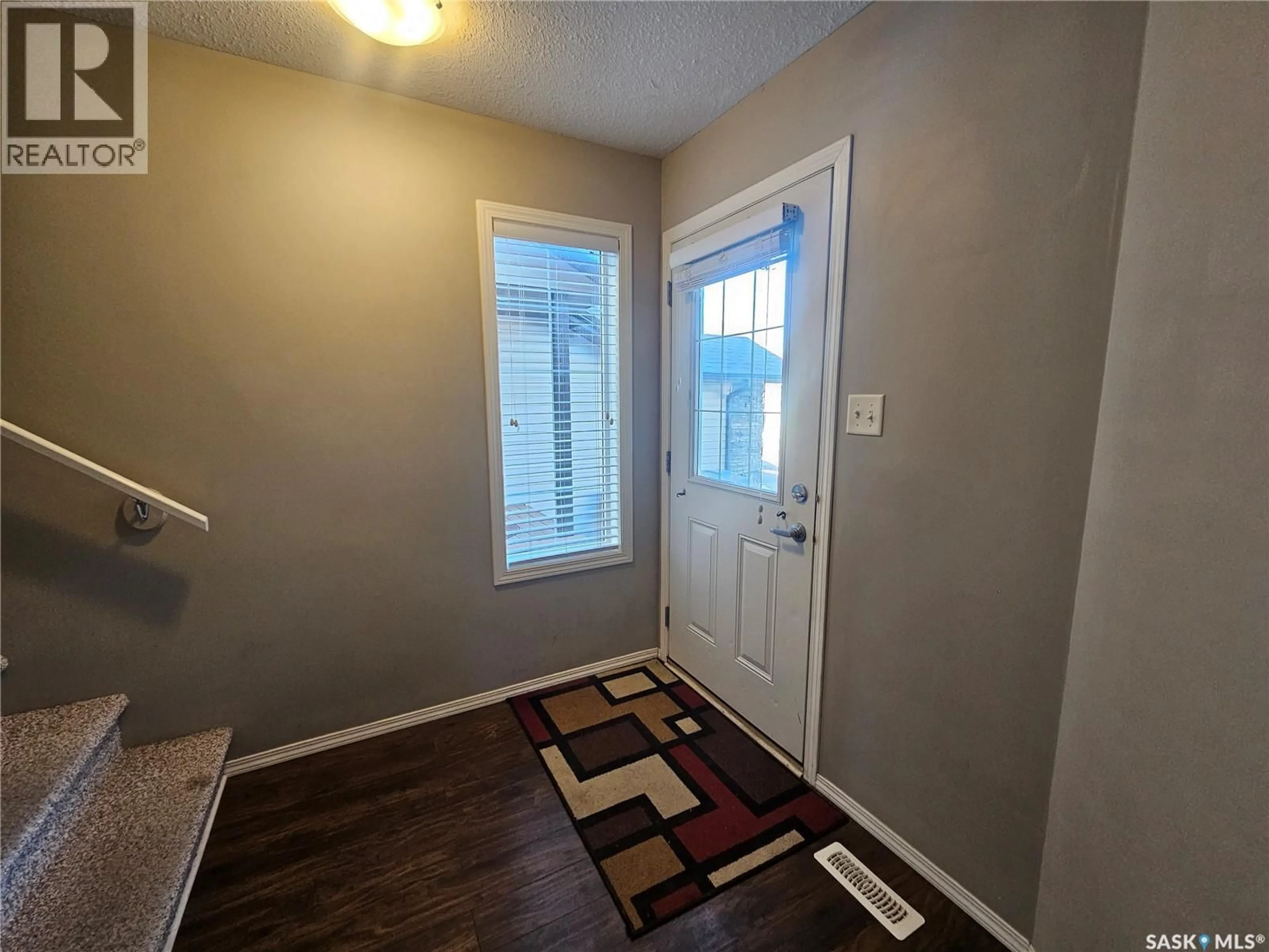 Indoor entryway for 503 - 116 COLONEL OTTER DRIVE, Swift Current Saskatchewan S9H2K4