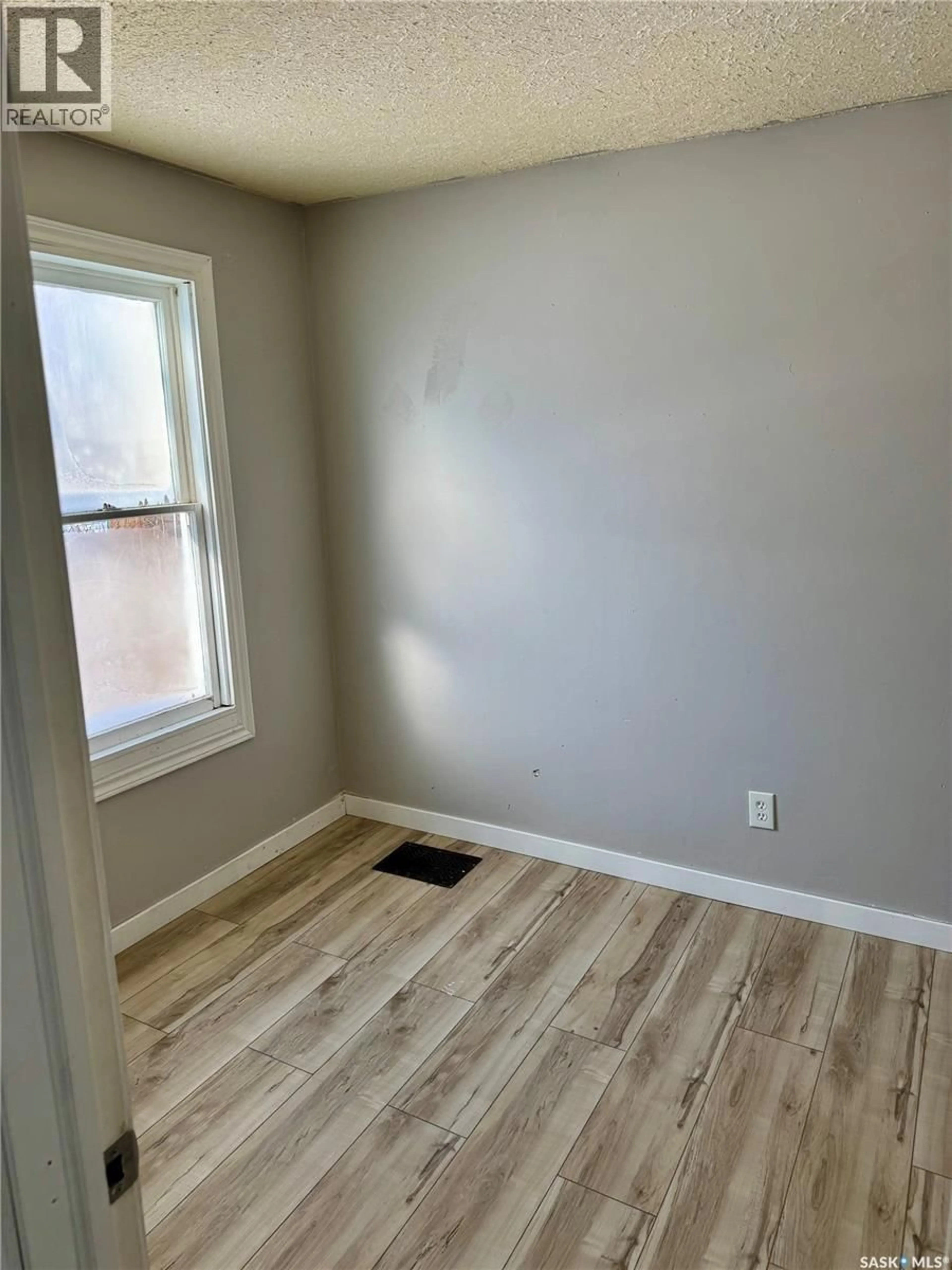 A pic of a room for 1137 MCTAVISH STREET, Regina Saskatchewan S4T3V6