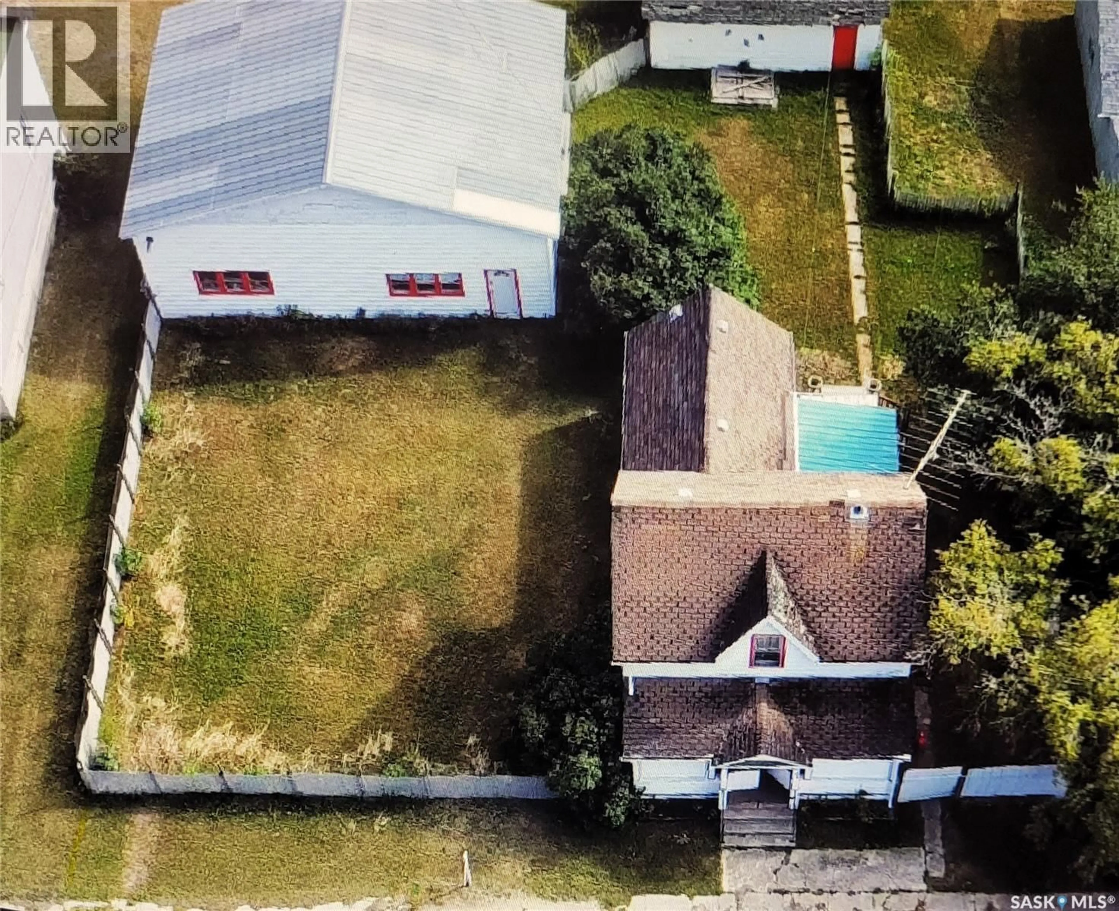A pic from outside/outdoor area/front of a property/back of a property/a pic from drone, building for 105 AMHERST STREET, Govan Saskatchewan S0G1Z0