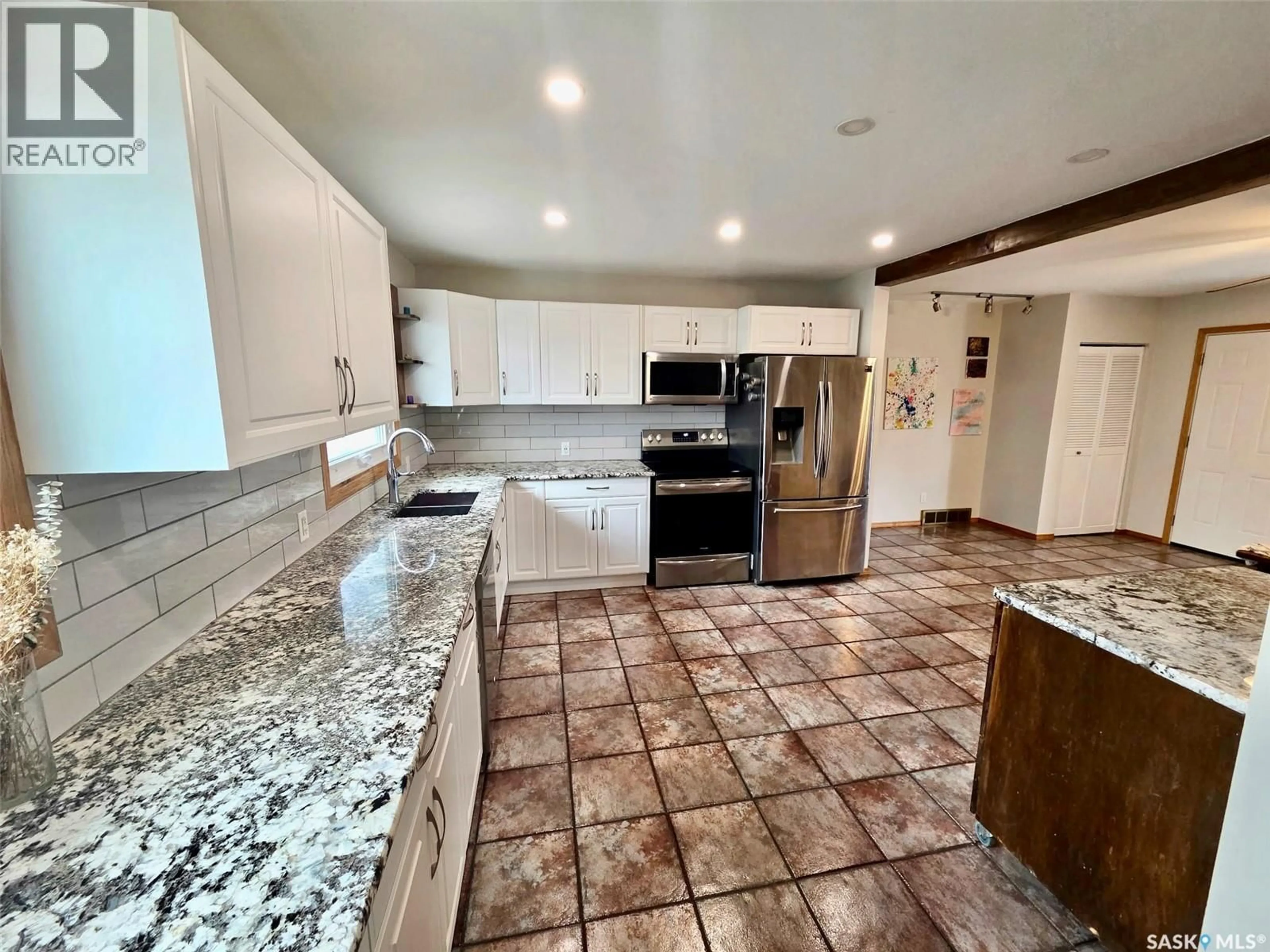 Open concept kitchen, ceramic/tile floor for 18 KRONAU STREET, Lajord Rm No. 128 Saskatchewan S0G2T0