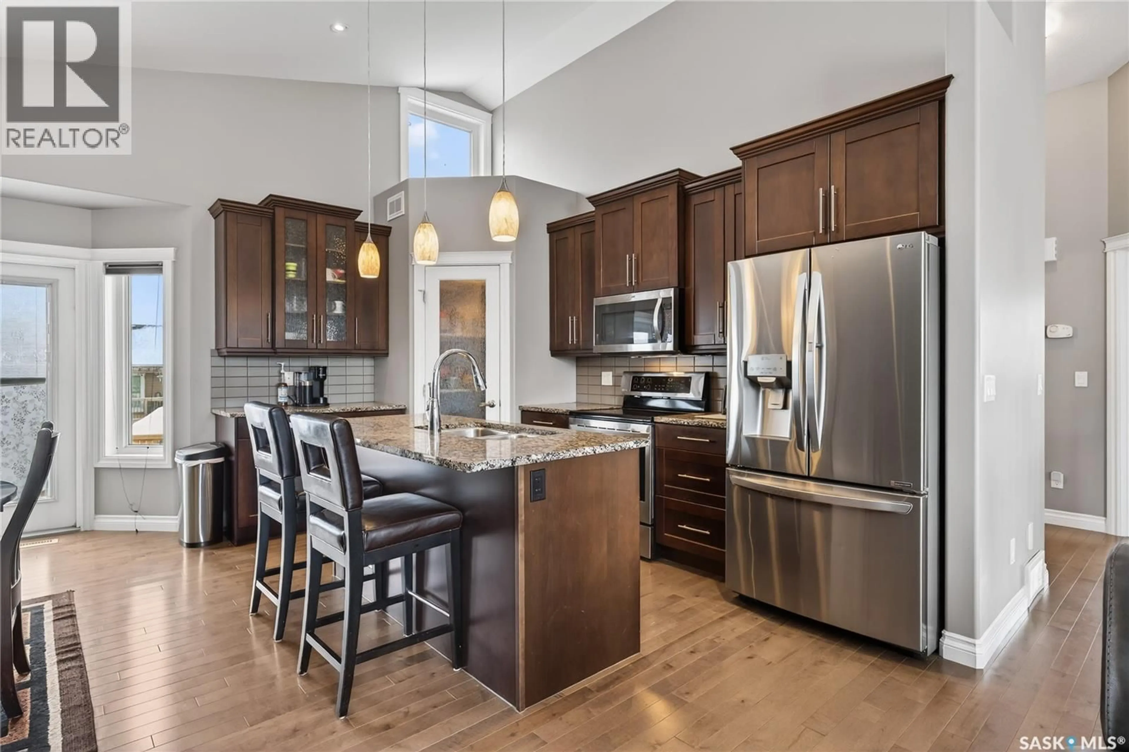 Open concept kitchen, unknown for 606 HARGREAVES LANE, Saskatoon Saskatchewan S7R0H7