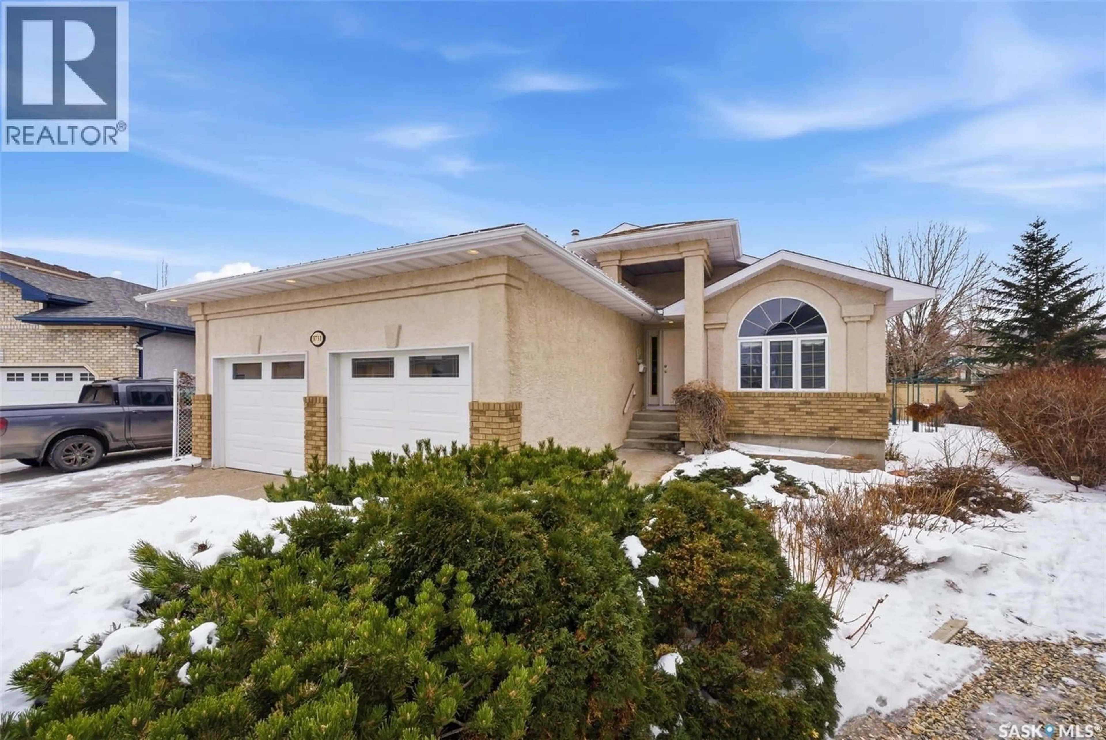 Home with vinyl exterior material, street for 3731 KEW PLACE, Regina Saskatchewan S4V2V9