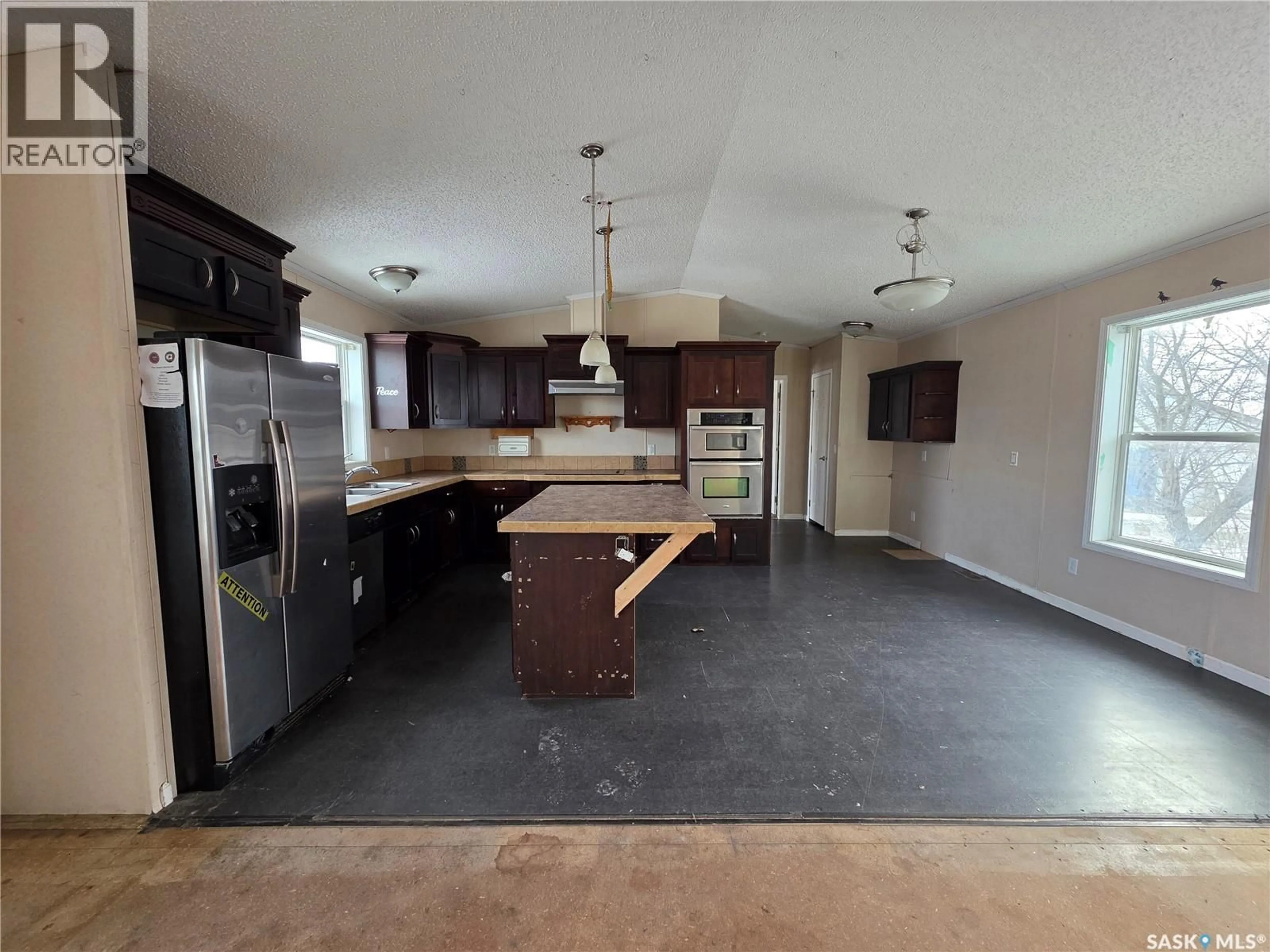 Open concept kitchen, unknown for 2004 - 10 ALICE ROAD, Estevan Saskatchewan S4A3A7