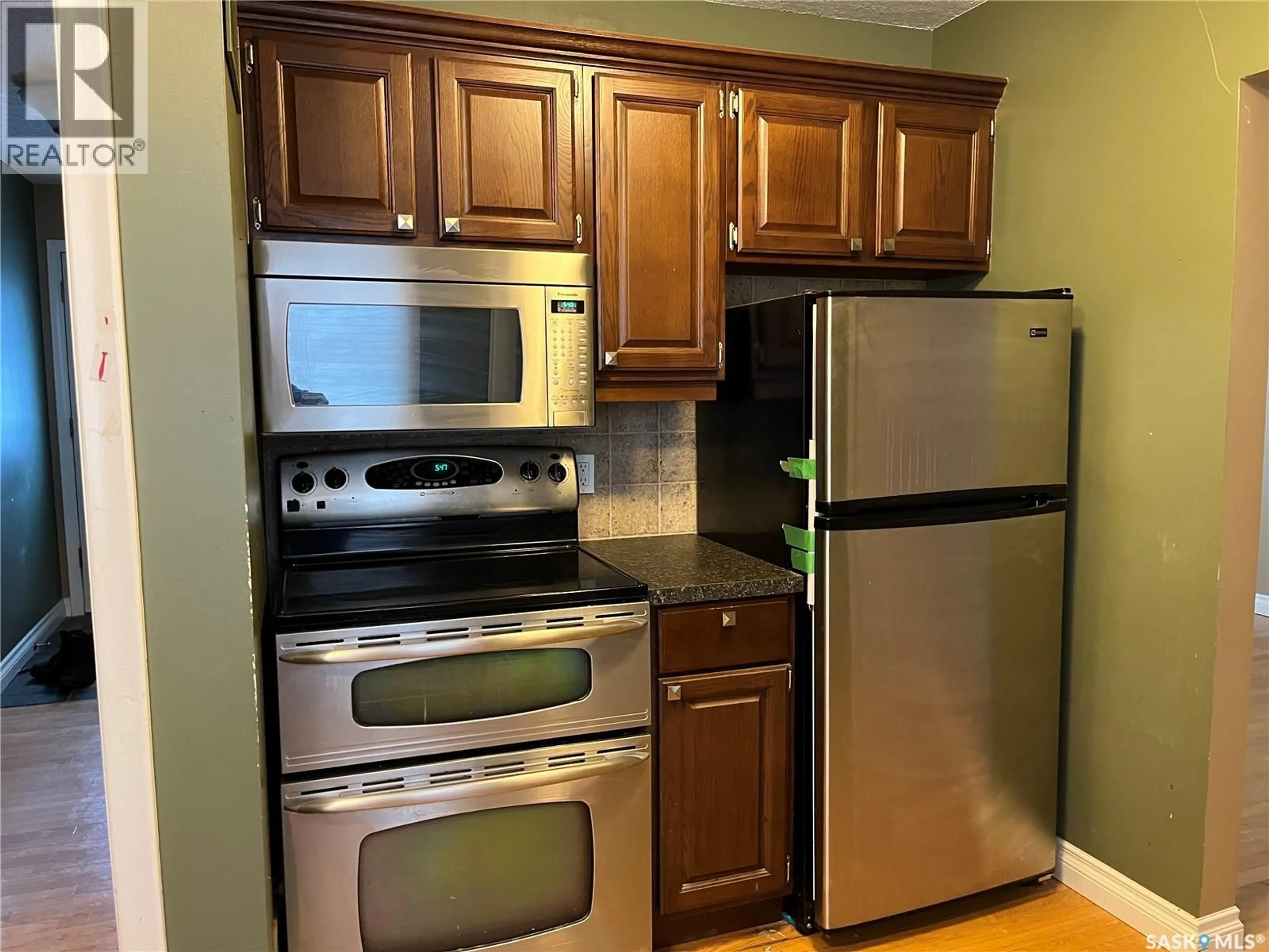 Standard kitchen, unknown for 3605 MASON AVENUE, Regina Saskatchewan S4S0Z7