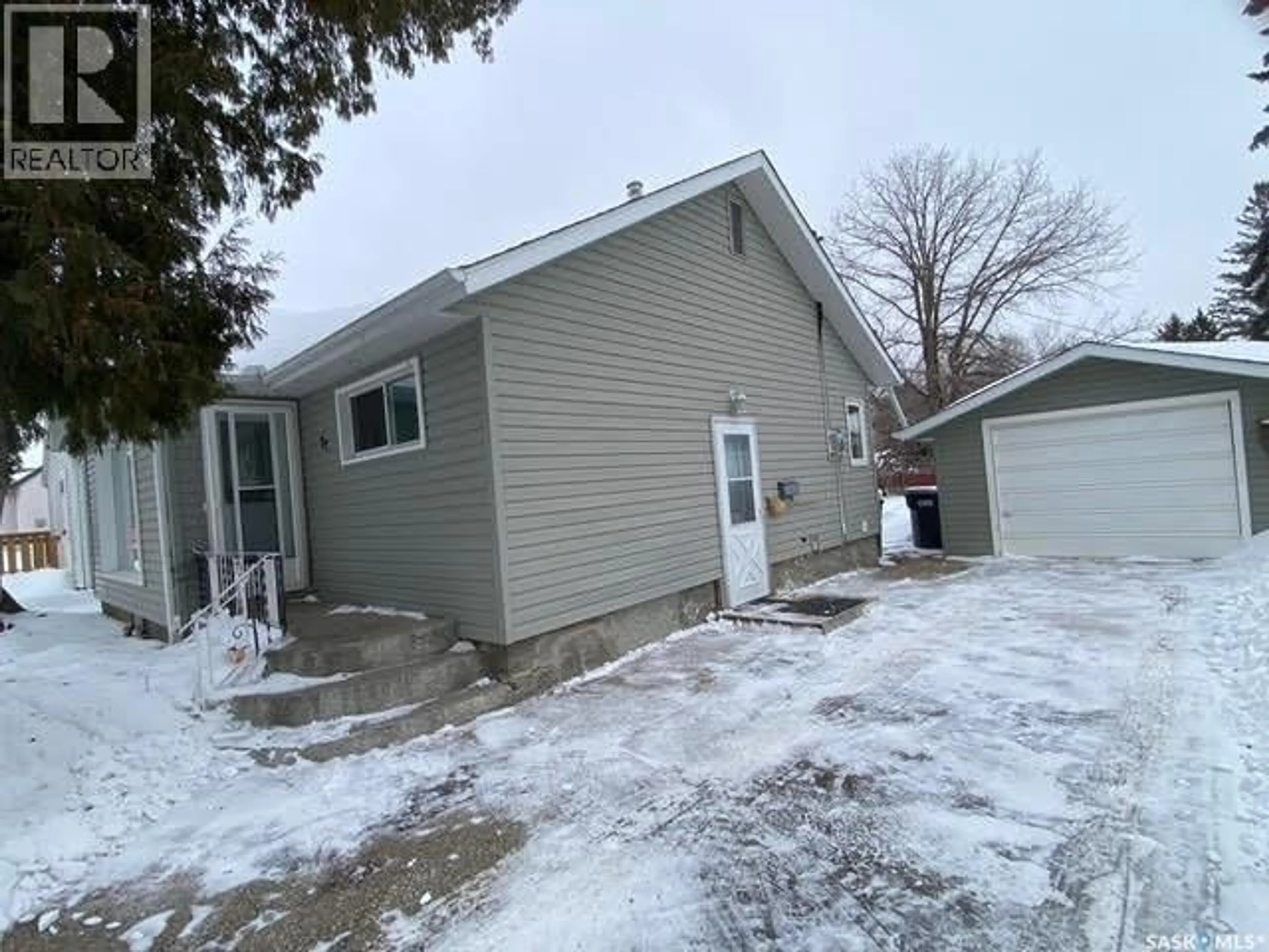 Unknown for 71 ELIZABETH AVENUE, Yorkton Saskatchewan S3N2E1