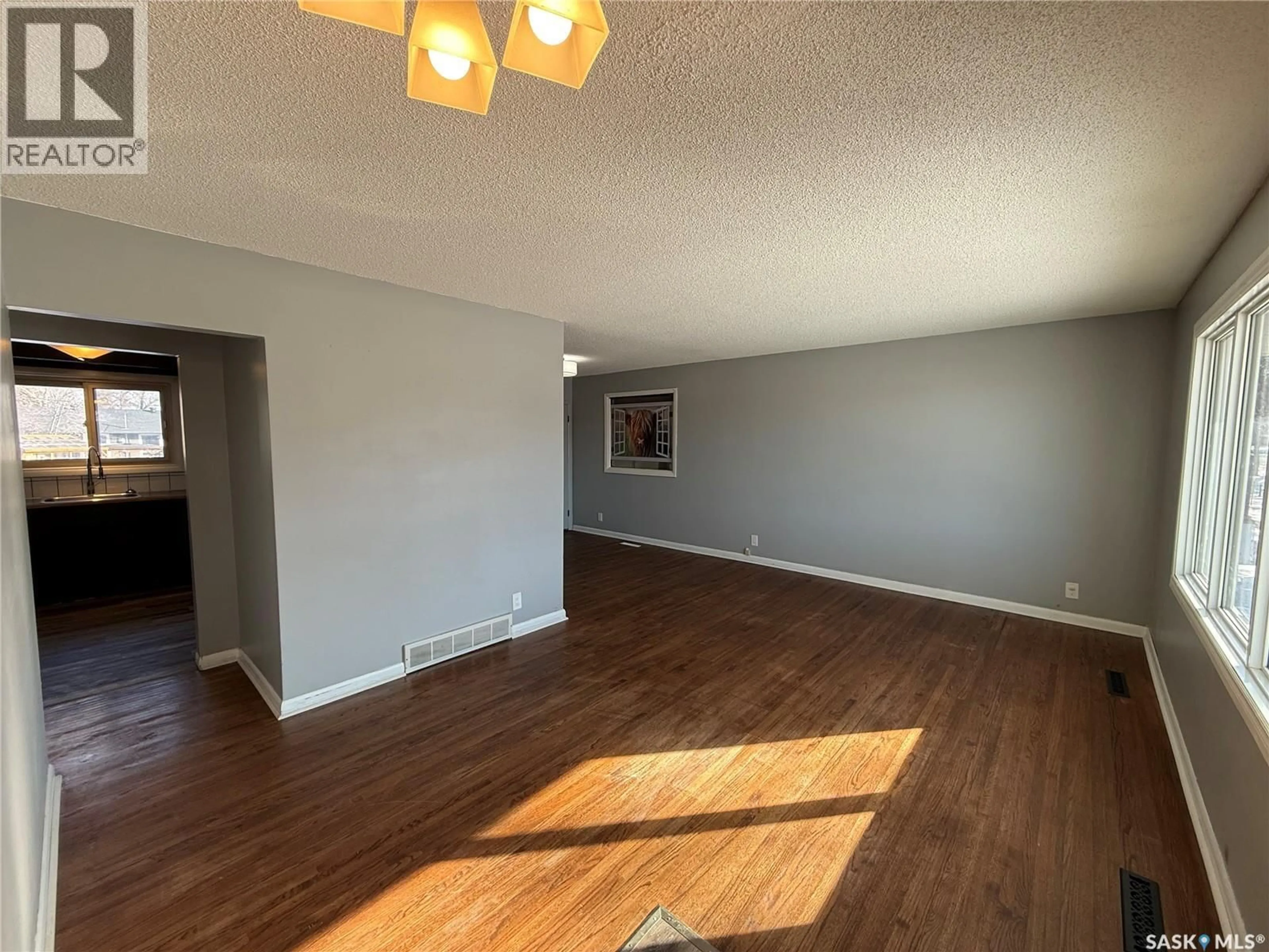 A pic of a room for 634 KING STREET, Weyburn Saskatchewan S4H0P7
