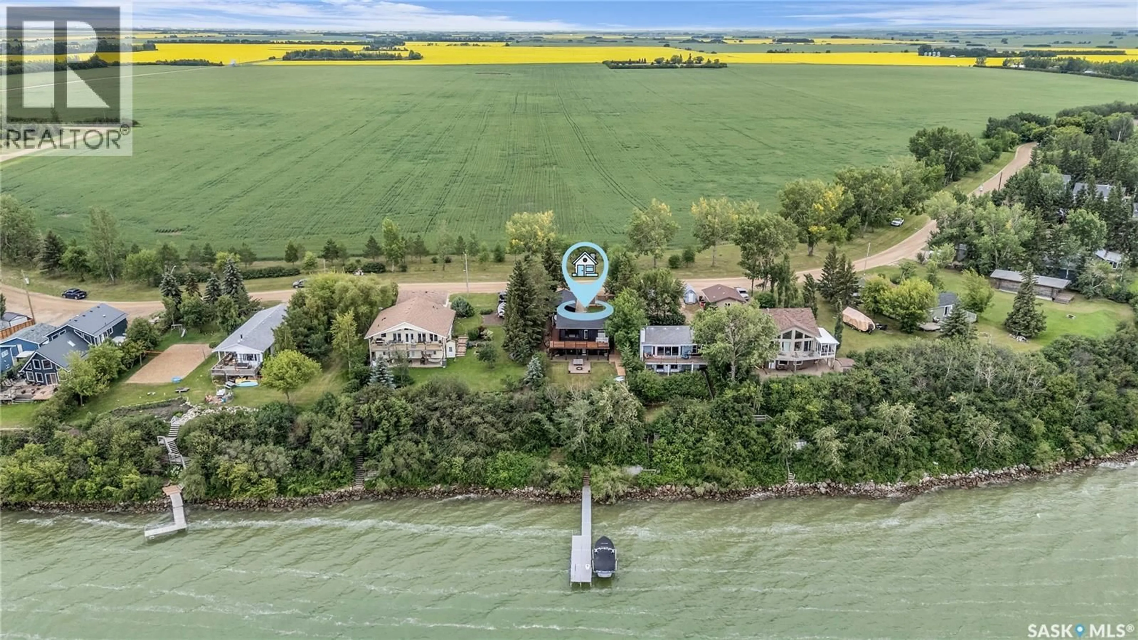 A pic from outside/outdoor area/front of a property/back of a property/a pic from drone, water/lake/river/ocean view for 635 TOBEY CRESCENT, Meota Rm No.468 Saskatchewan S0M1X0