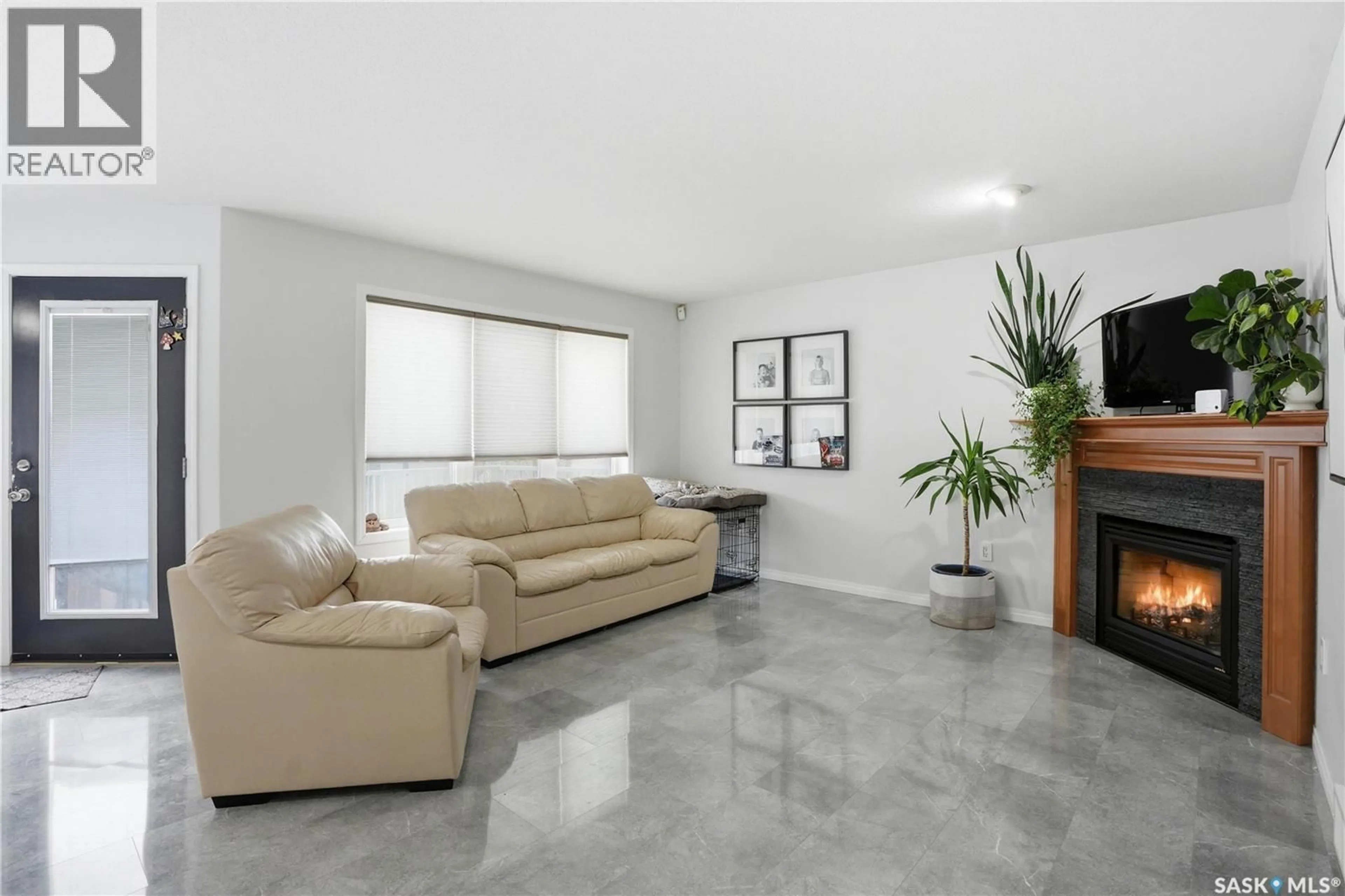 Living room with furniture, unknown for 51 15TH STREET, Battleford Saskatchewan S0M0E0