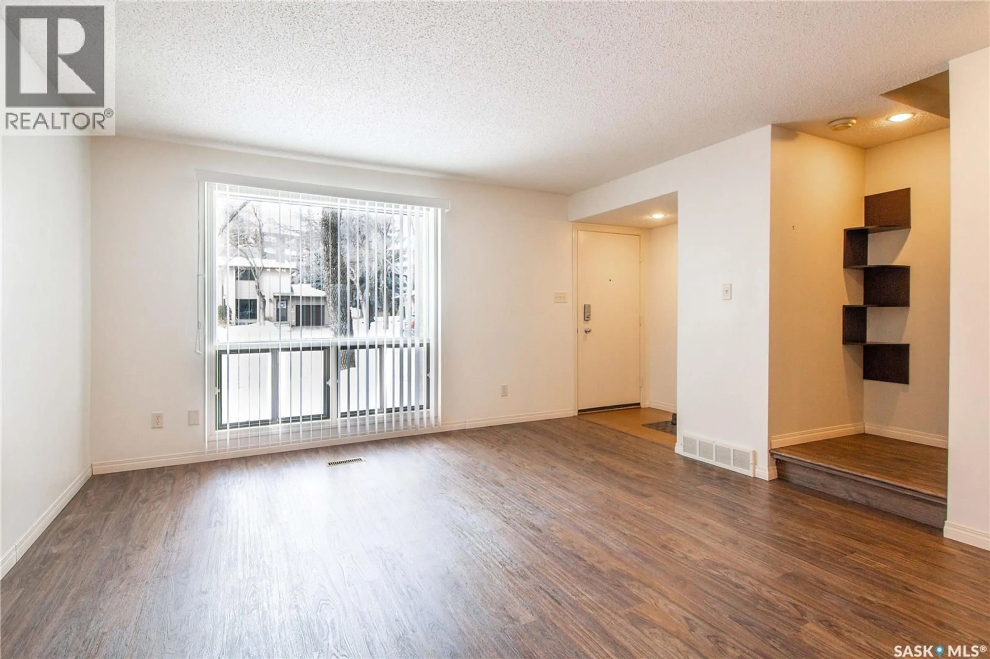 A pic of a room for 12 303 SAGUENAY DRIVE, Saskatoon Saskatchewan S7K5R2