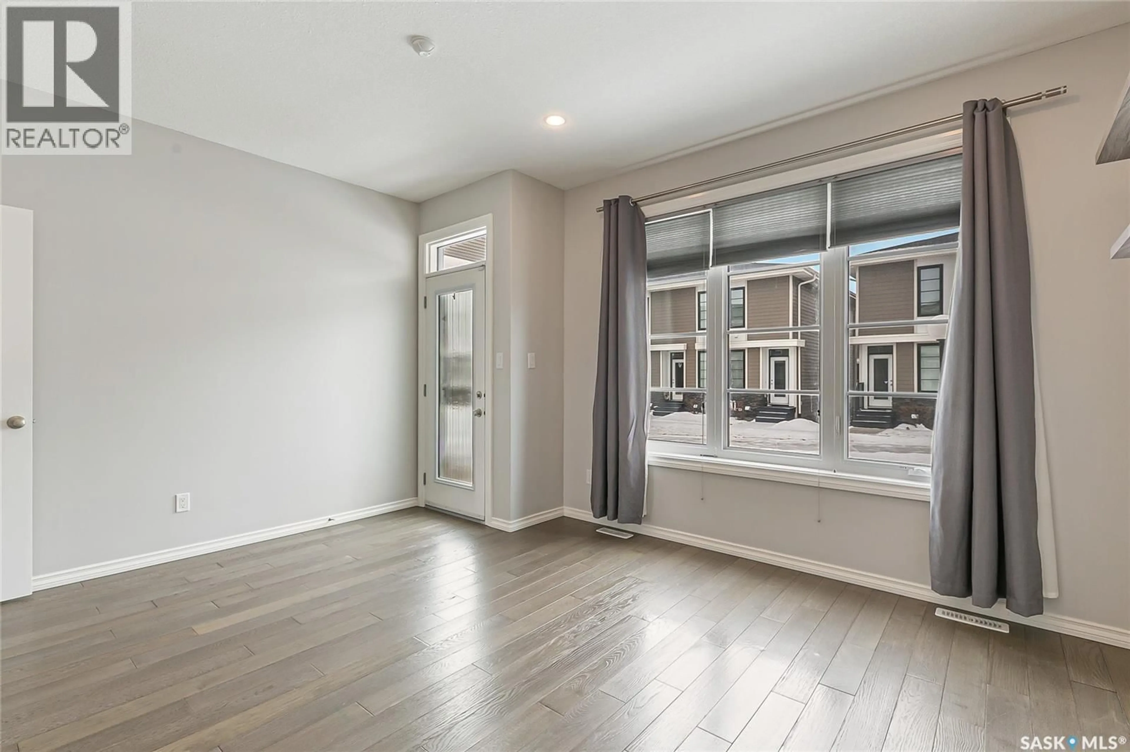 A pic of a room for 205 - 3229 ELGAARD DRIVE, Regina Saskatchewan S4X0J9