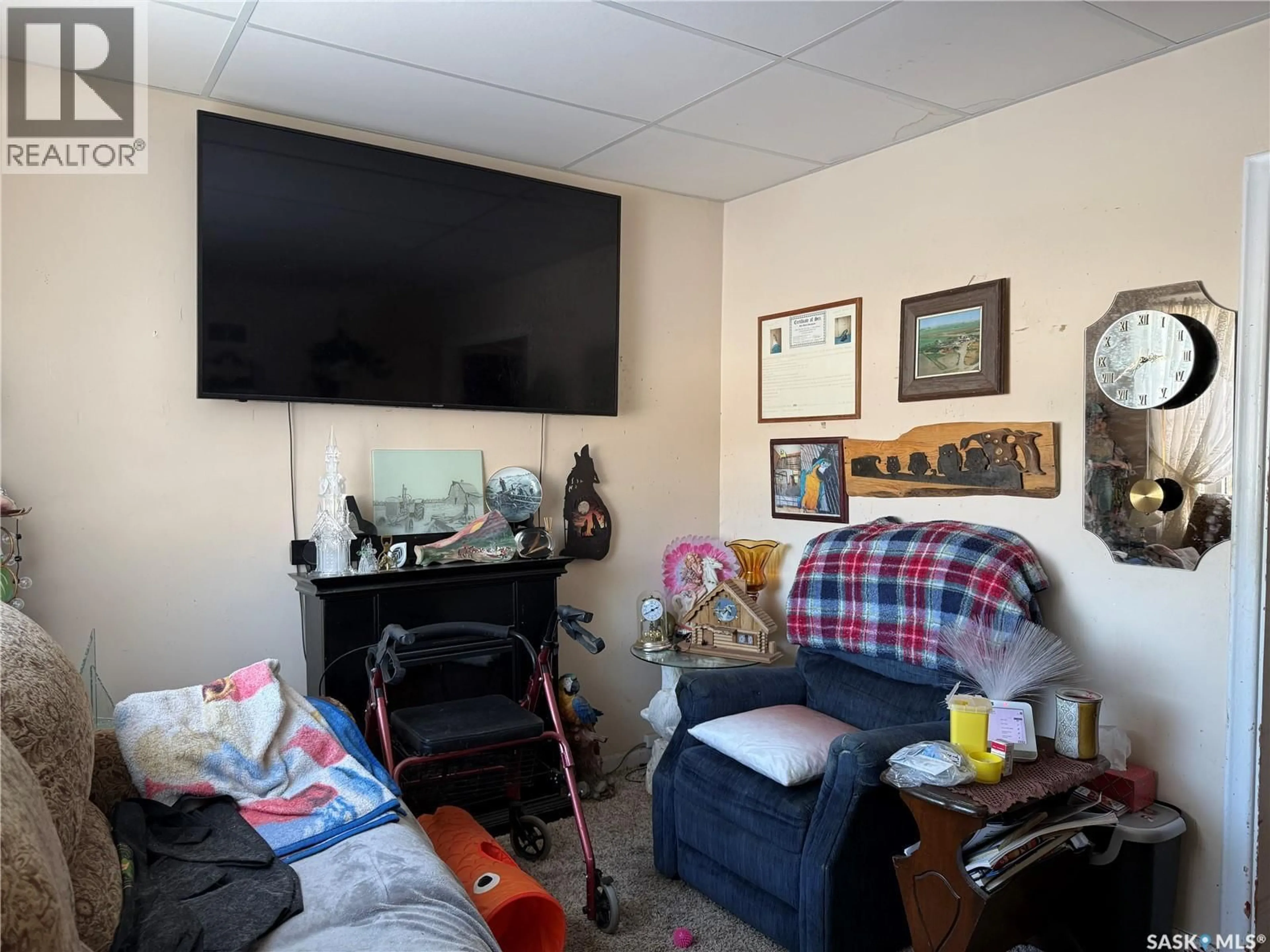 A pic of a room for 669 STADACONA STREET, Moose Jaw Saskatchewan S6H0K1