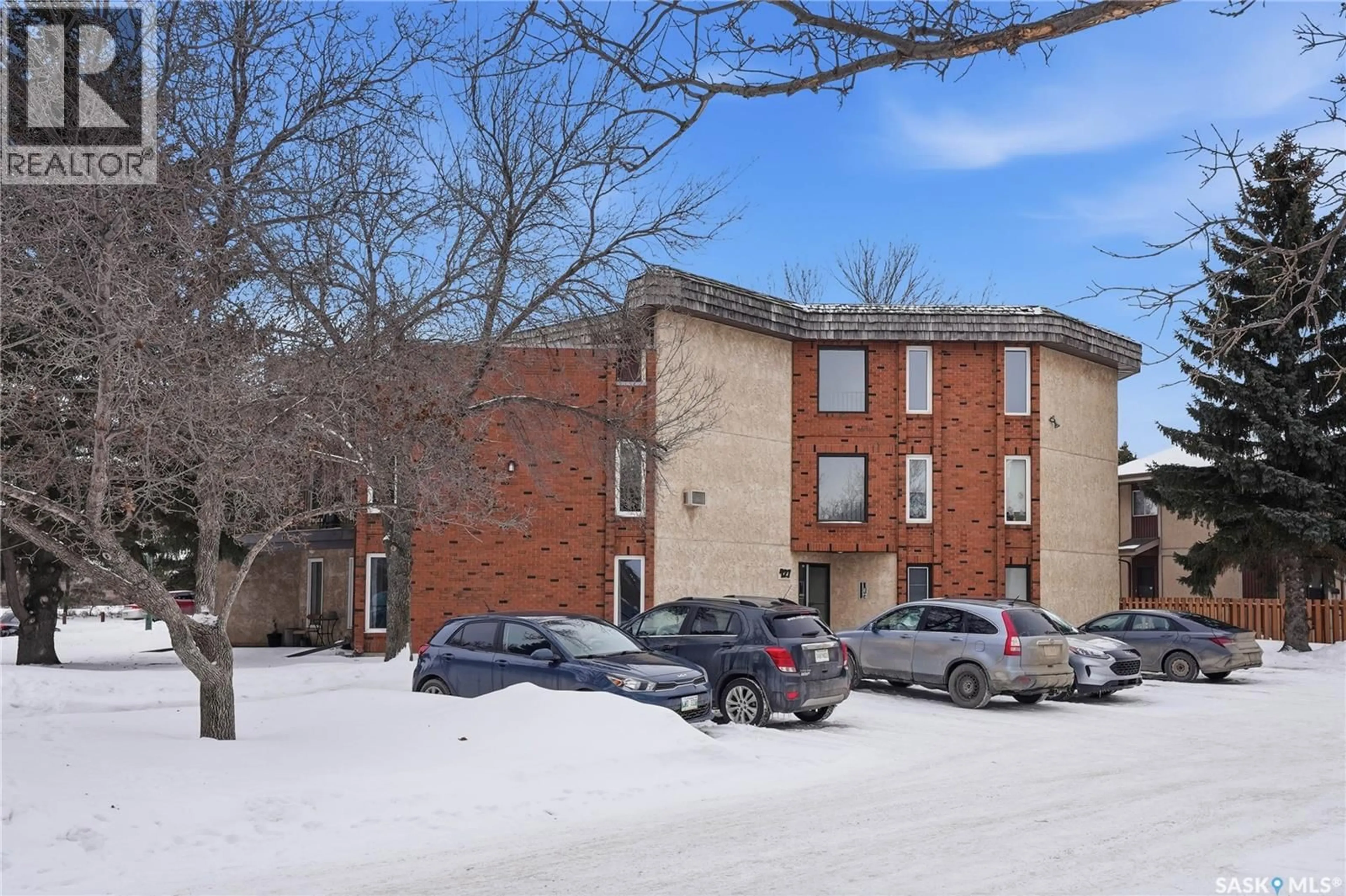 Unknown for 203 - 427 TAIT COURT, Saskatoon Saskatchewan S7H5L3