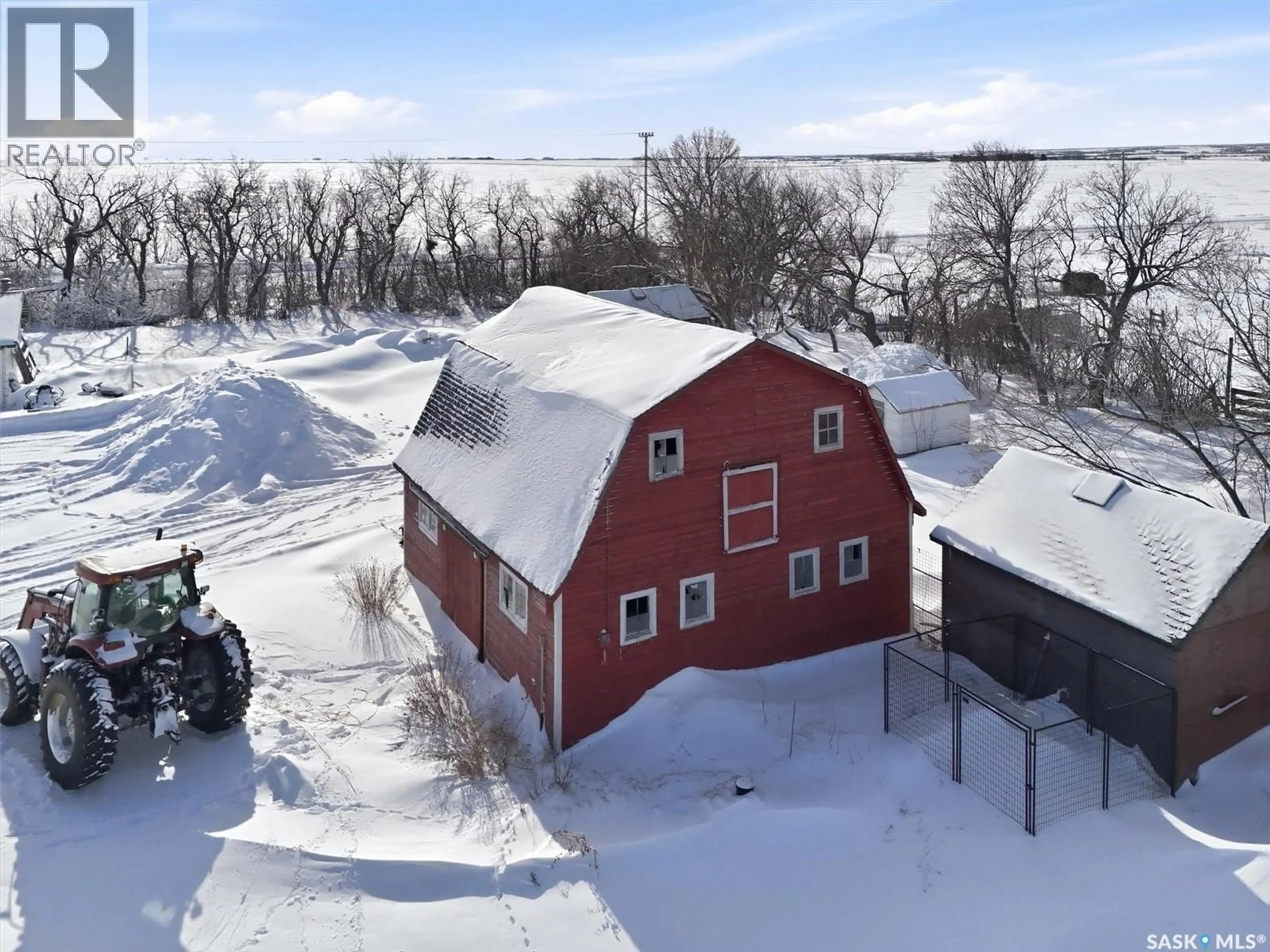A pic from outside/outdoor area/front of a property/back of a property/a pic from drone, building for LOMASZKIEWICZ ACREAGE, Aberdeen Rm No. 373 Saskatchewan S0K0A0