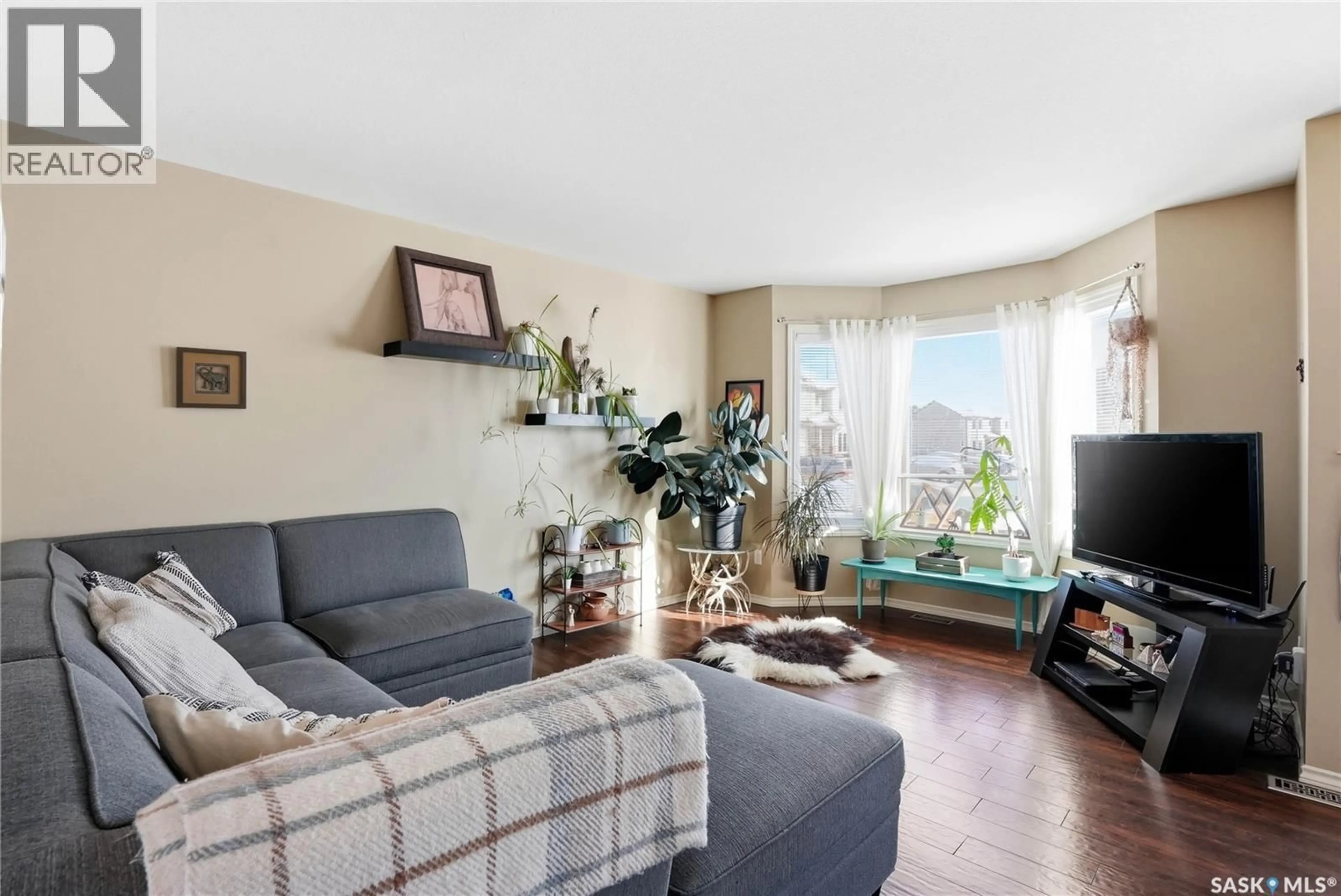 Living room with furniture, unknown for 303 - 619 SLIMMON PLACE, Saskatoon Saskatchewan S7V0A8