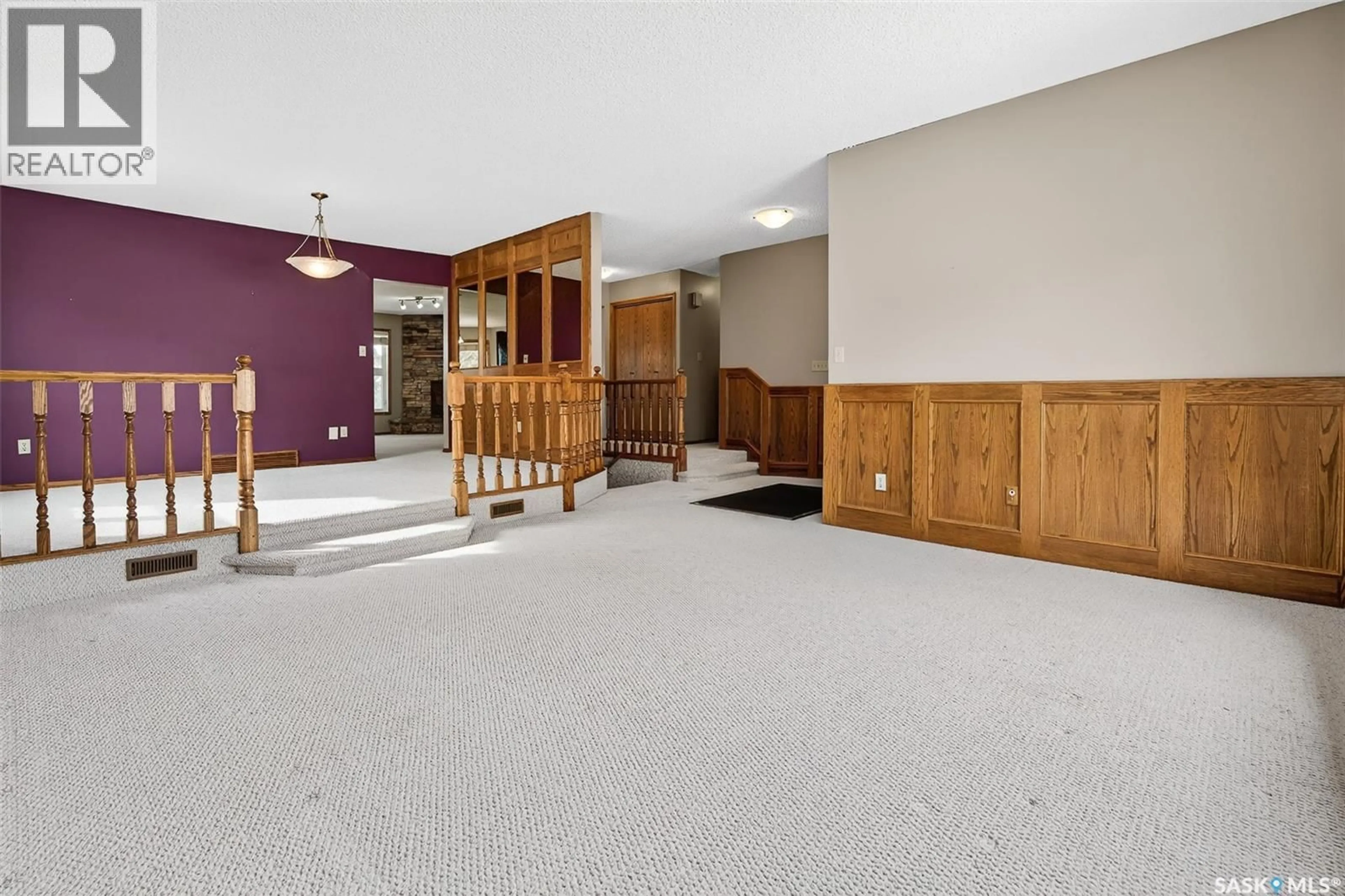 Lobby for 34 ELISIA DRIVE, Moose Jaw Saskatchewan S6J1G9