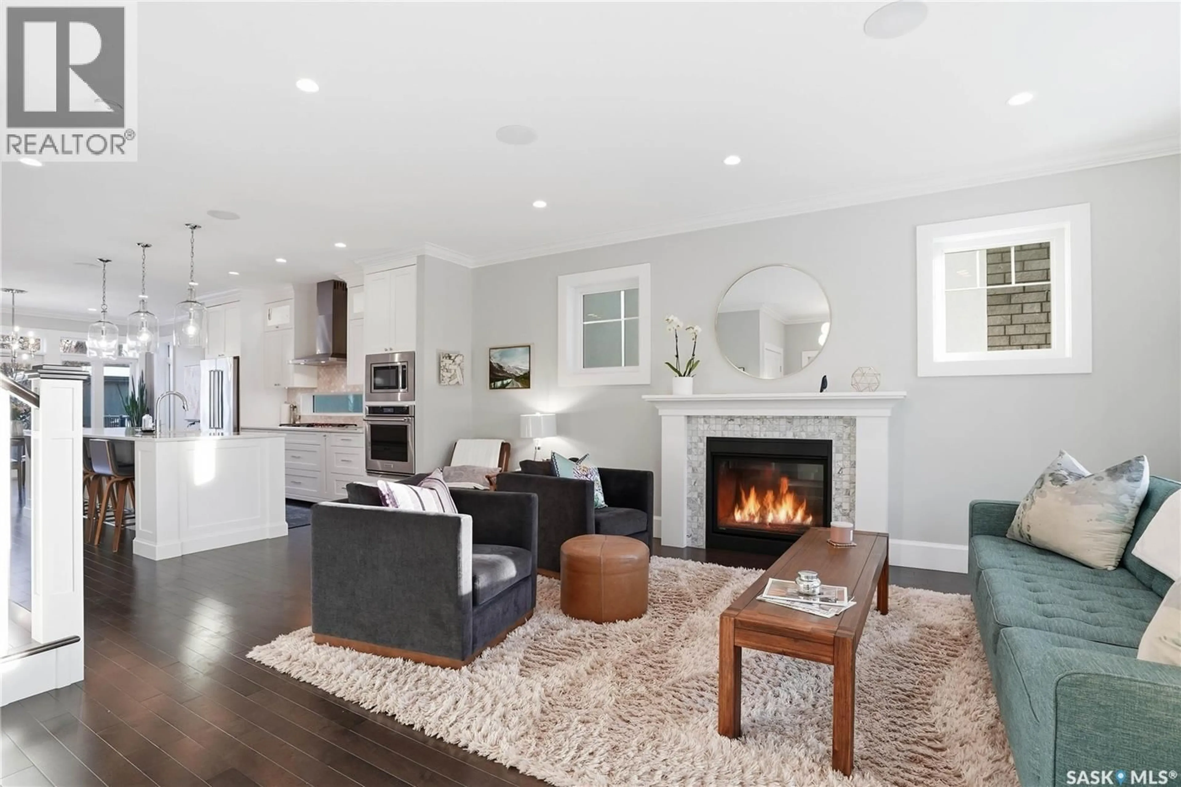 Living room with furniture, unknown for 511 LANSDOWNE AVENUE, Saskatoon Saskatchewan S7N1C9