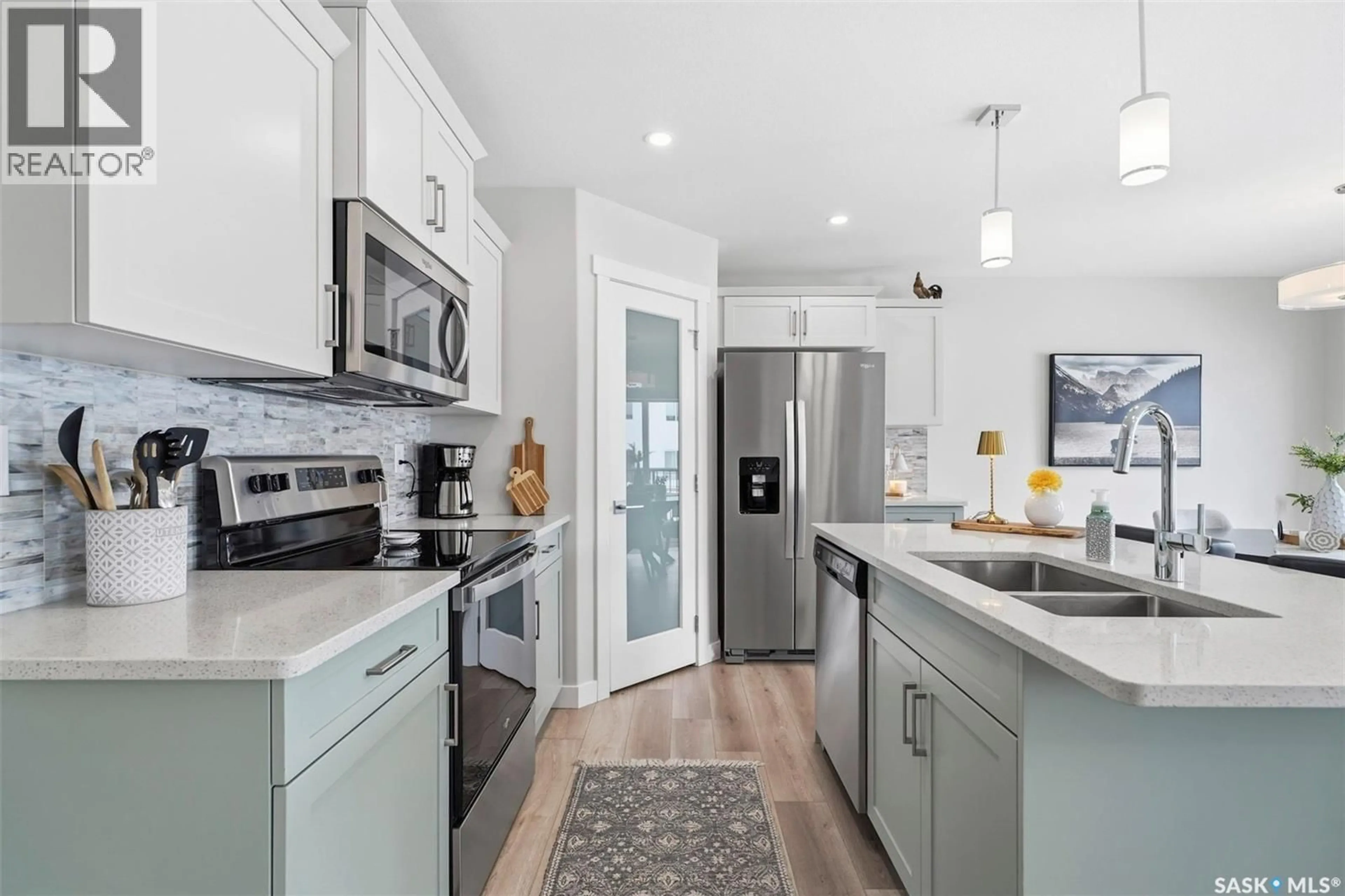 Open concept kitchen, unknown for 535 SCHMEISER AVENUE, Saskatoon Saskatchewan S7V1N6