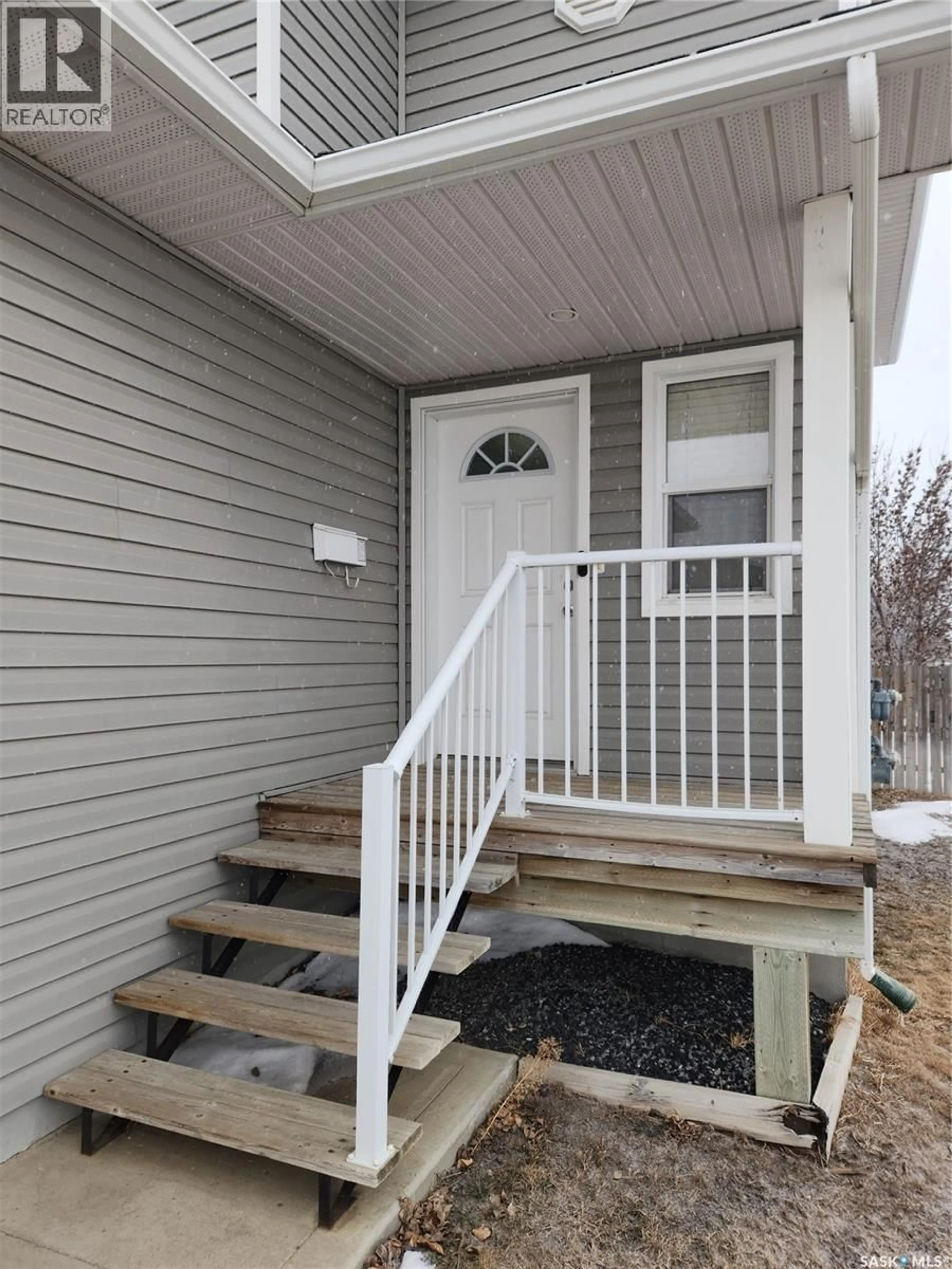 Unknown for 106 - 2201 NEWCOMBE DRIVE, Estevan Saskatchewan S4A2T6