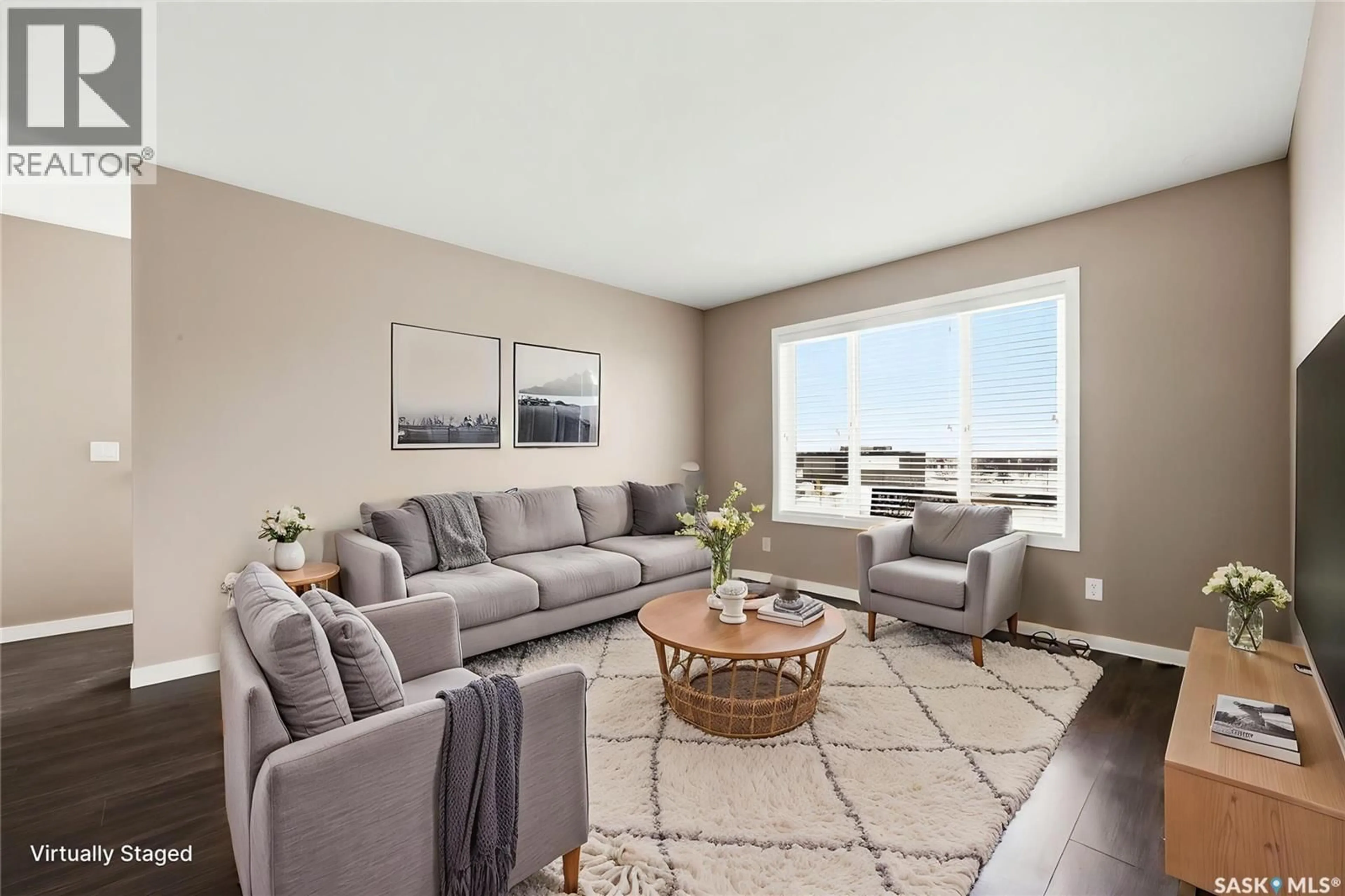 Living room with furniture, unknown for 10 - 5004 JAMES HILL ROAD, Regina Saskatchewan S4W0E8