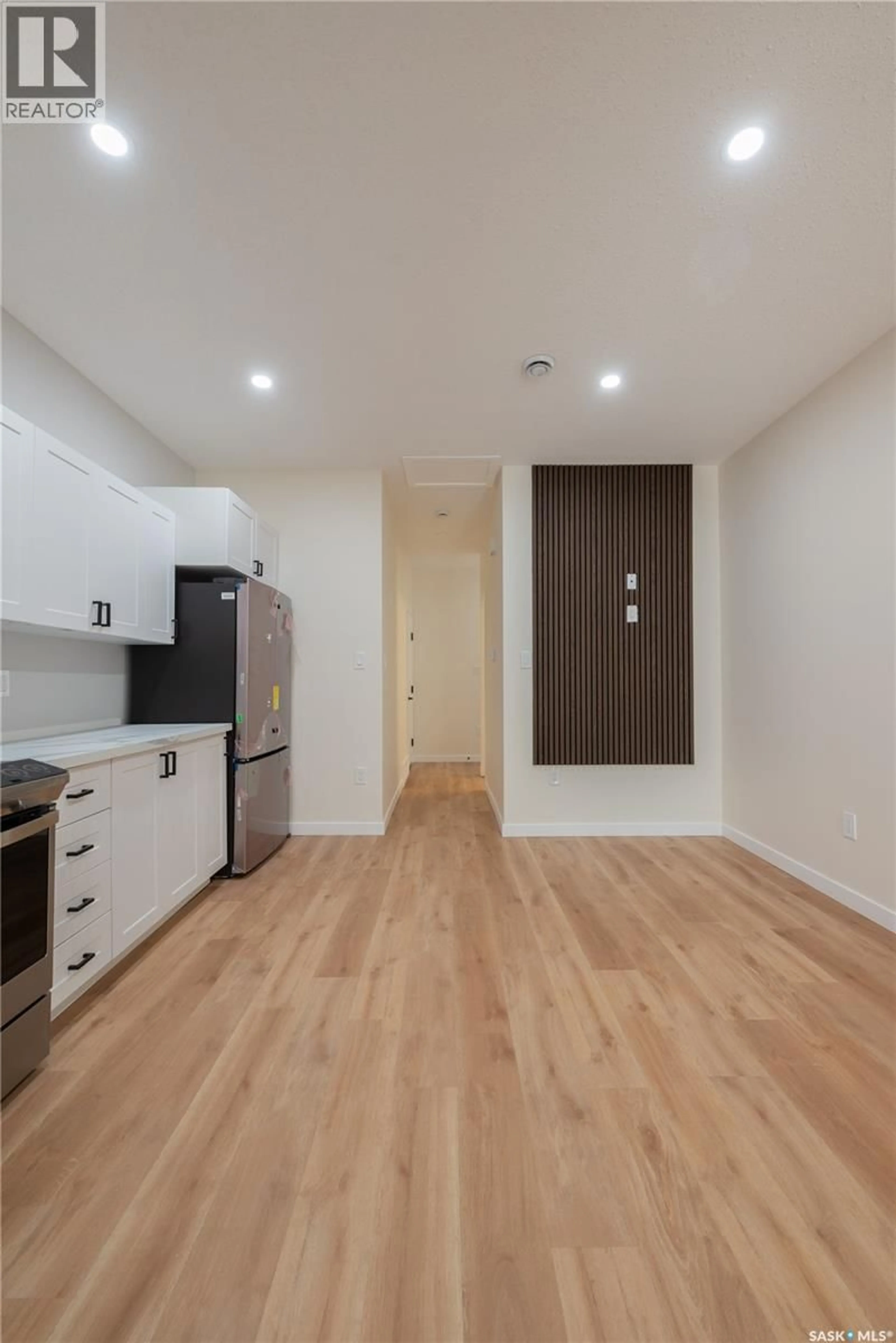 A pic of a room for 1652 MONTREAL STREET, Regina Saskatchewan S4P1K6