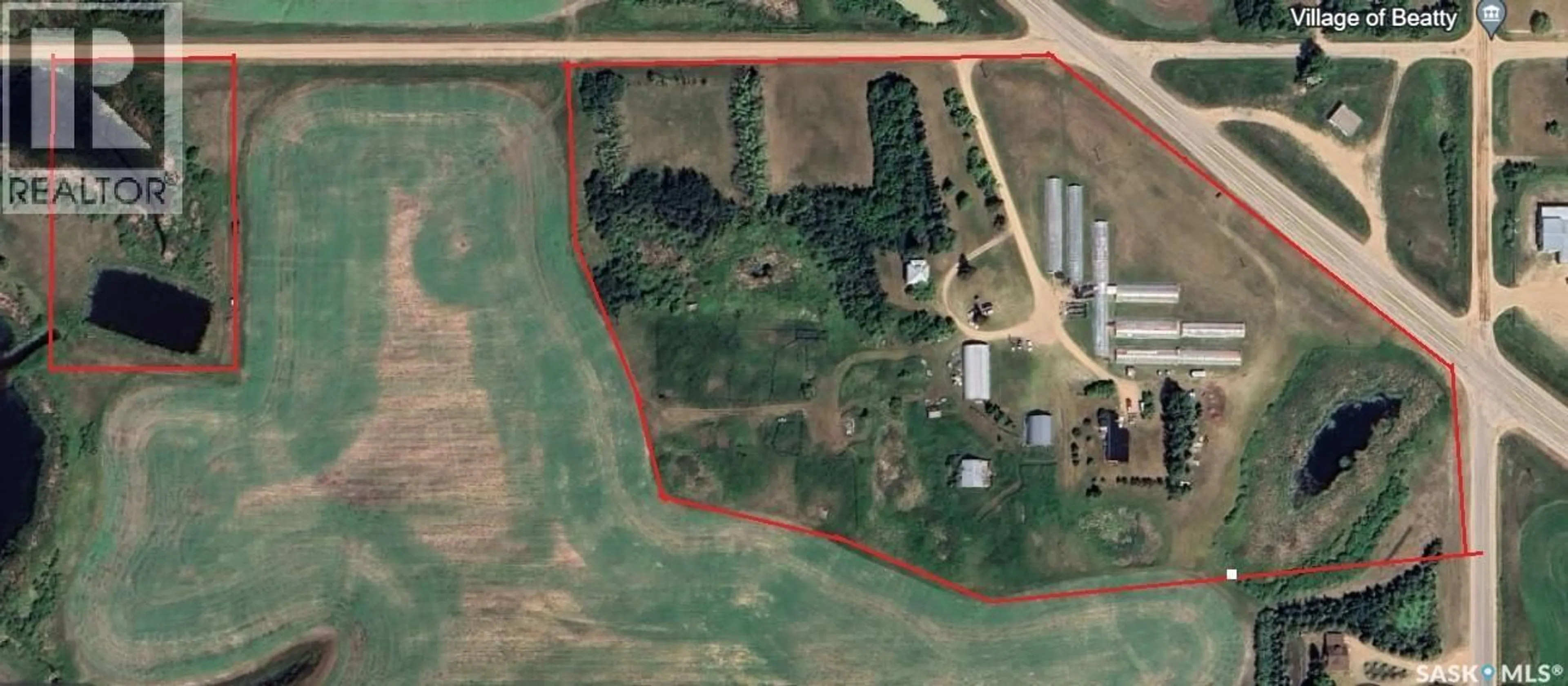 A pic from outside/outdoor area/front of a property/back of a property/a pic from drone, building for 3/368 - 21.8 ACREAGE JUNCTION HWY, Fletts Springs Rm No. 429 Saskatchewan S0J0C0