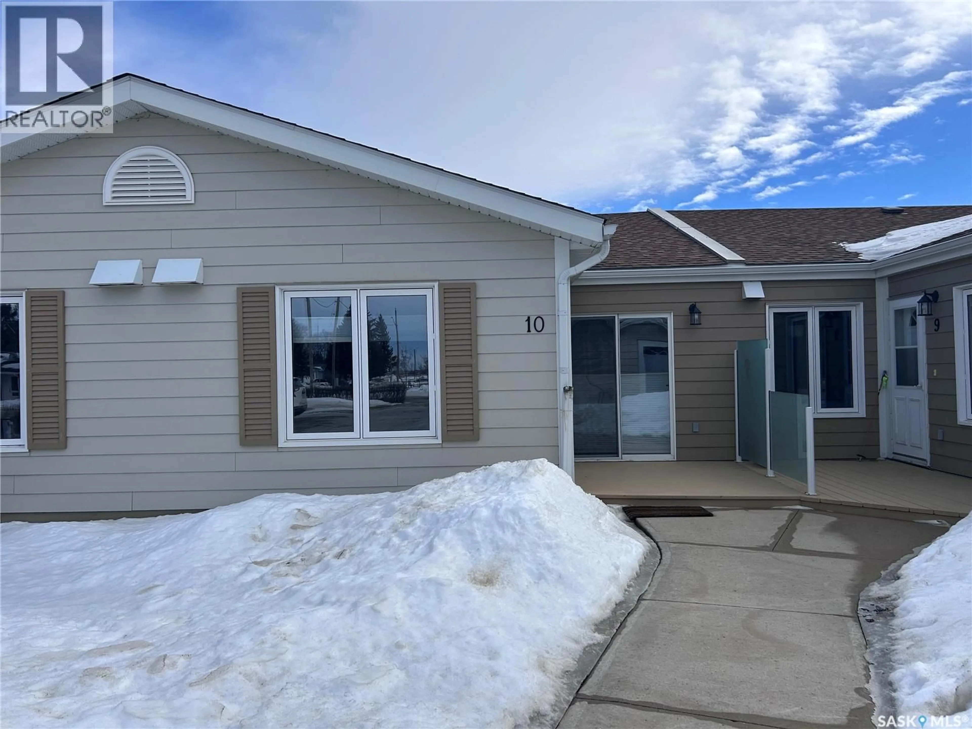 Unknown for 10 405 WINDOVER AVENUE, Moosomin Saskatchewan S0G3N0