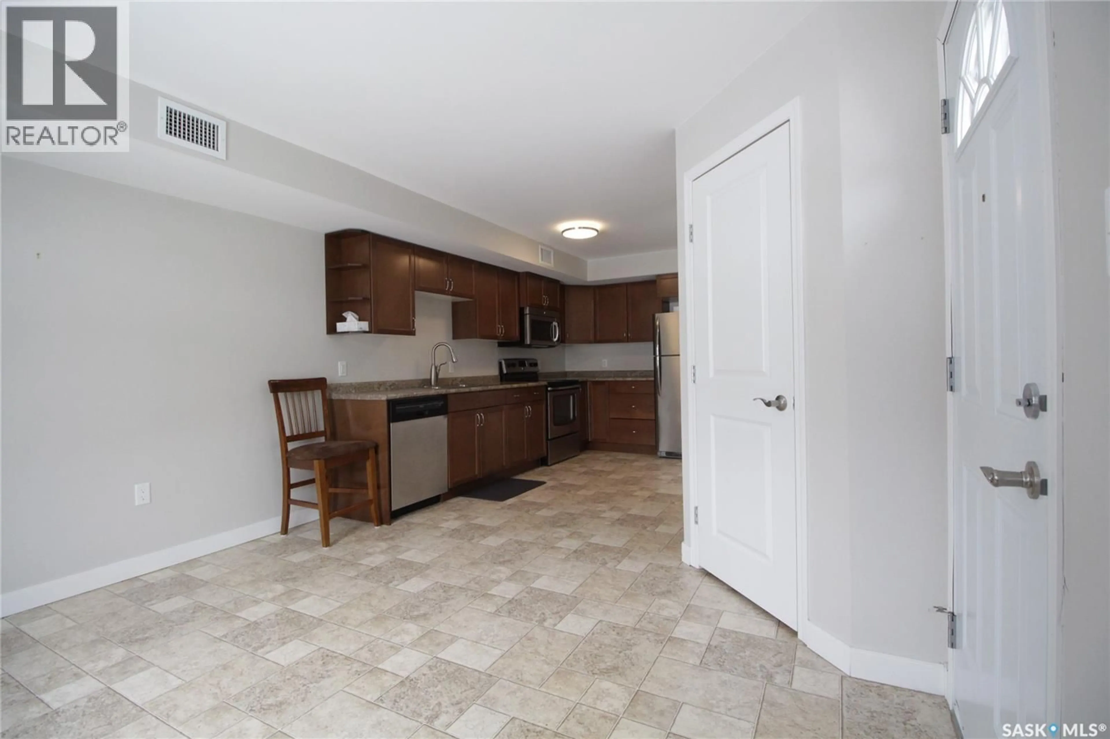 Standard kitchen, ceramic/tile floor for 10 405 WINDOVER AVENUE, Moosomin Saskatchewan S0G3N0