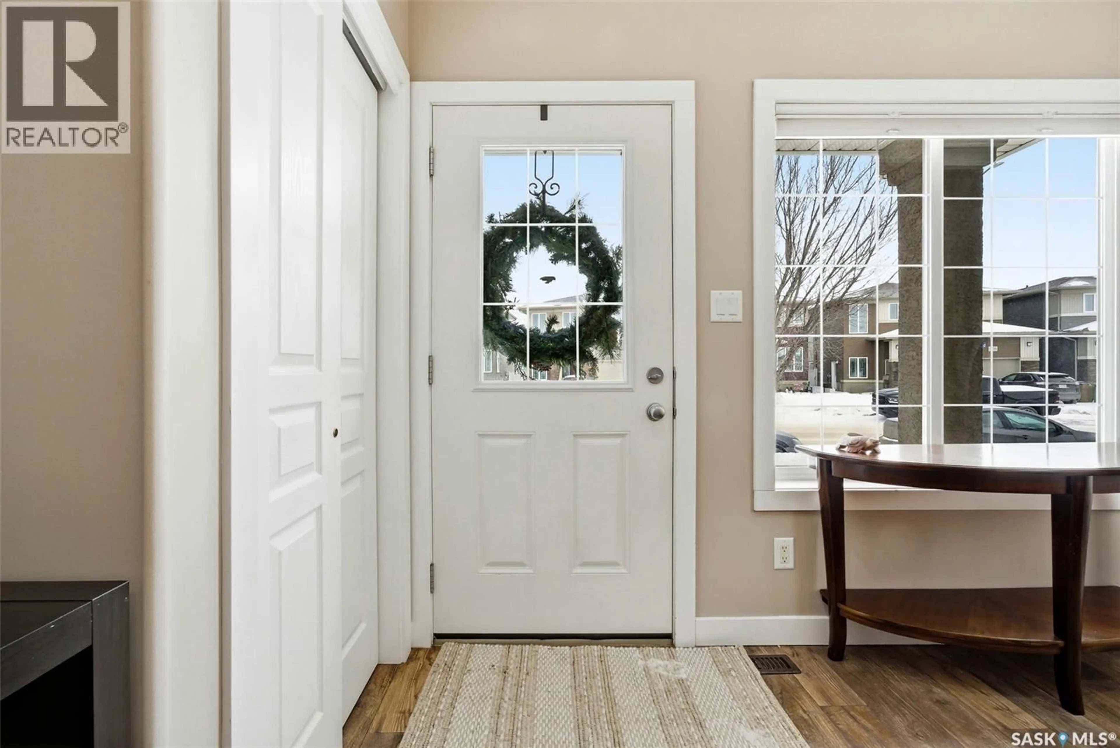 Indoor entryway for 4570 JAMES HILL ROAD, Regina Saskatchewan S4W0K8