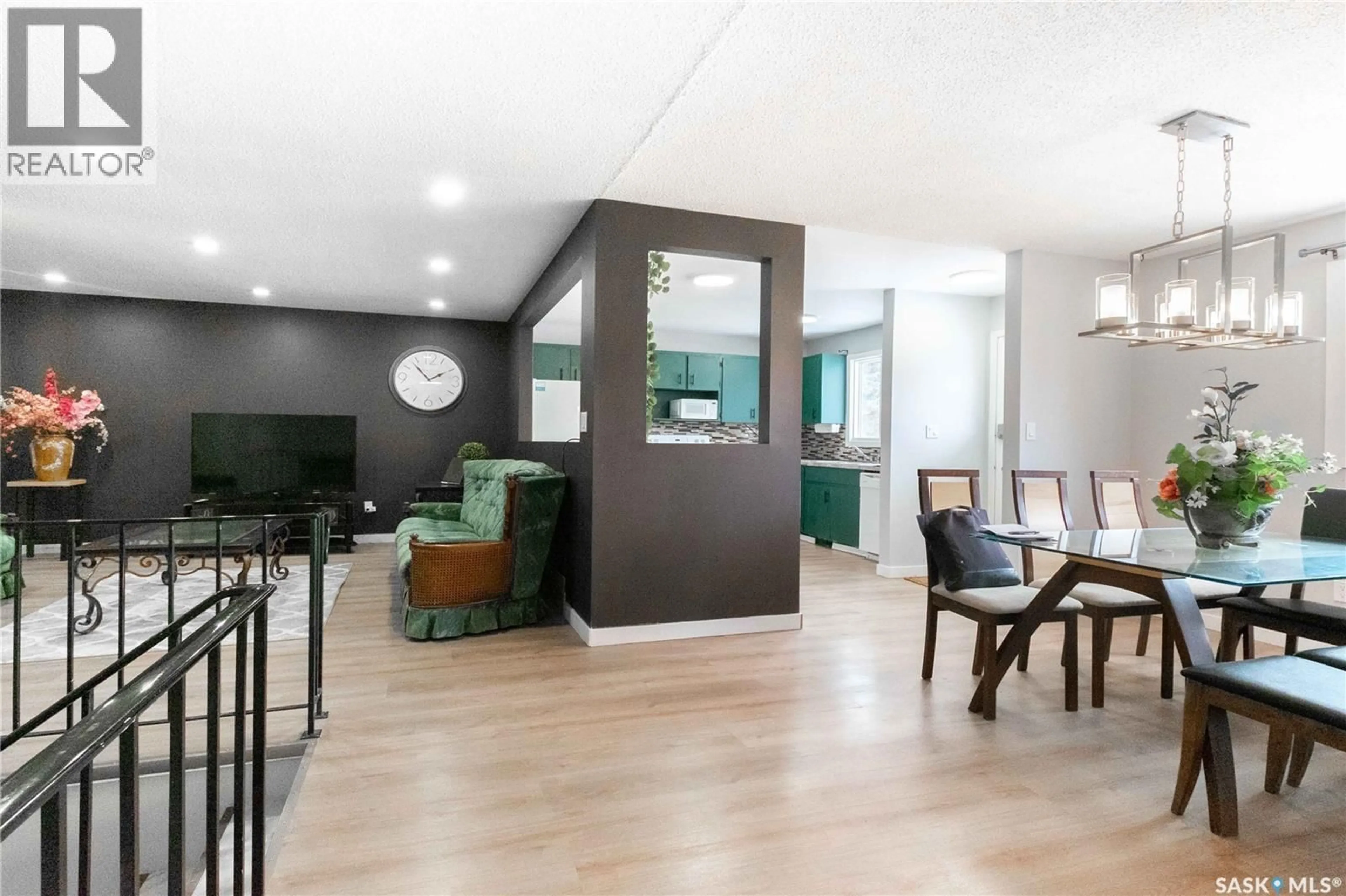 Unknown for 263 FAIRVIEW ROAD, Regina Saskatchewan S4R5V1