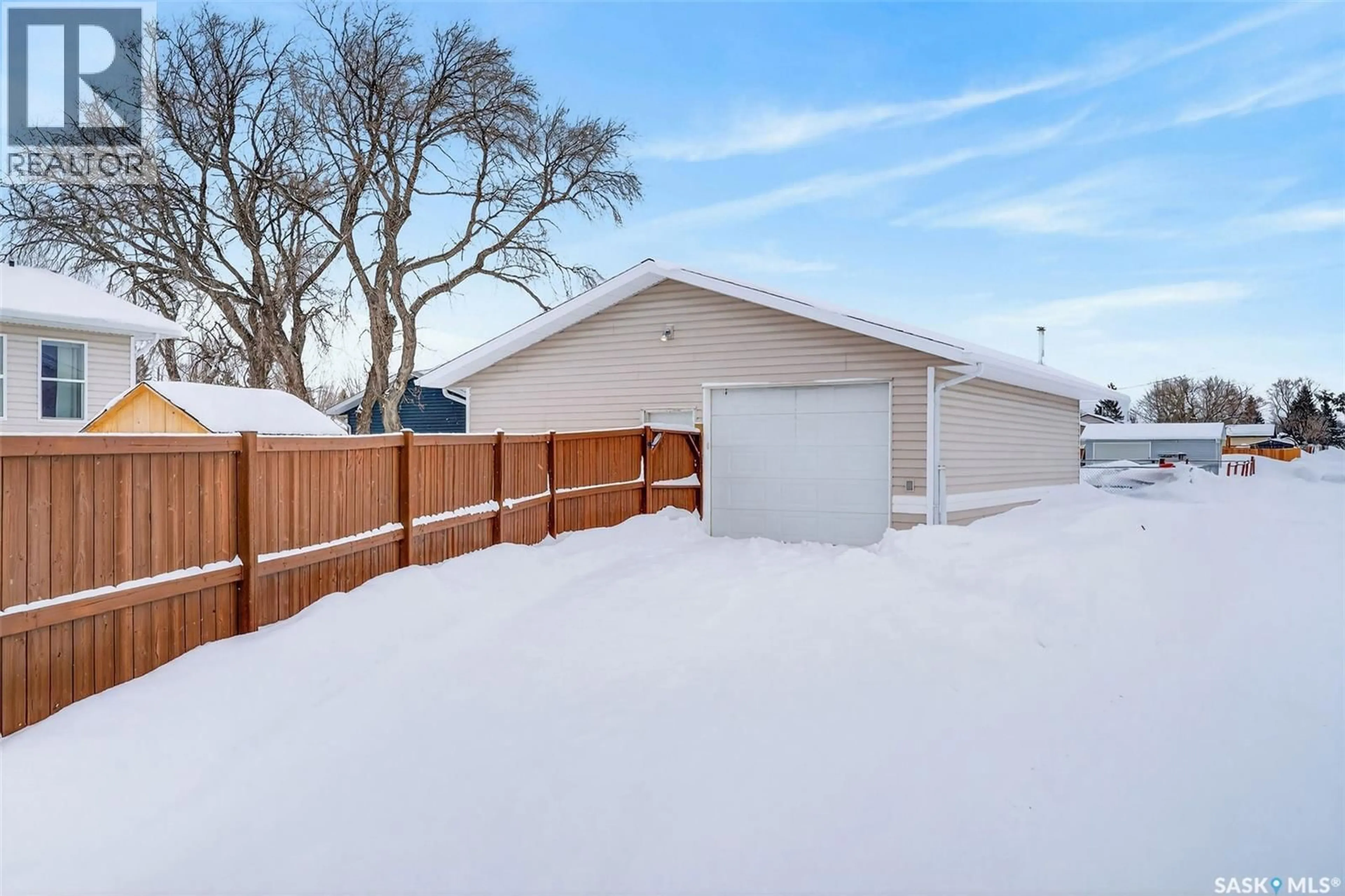 Patio, street for 225 OSBORNE STREET, Melfort Saskatchewan S0E1A0