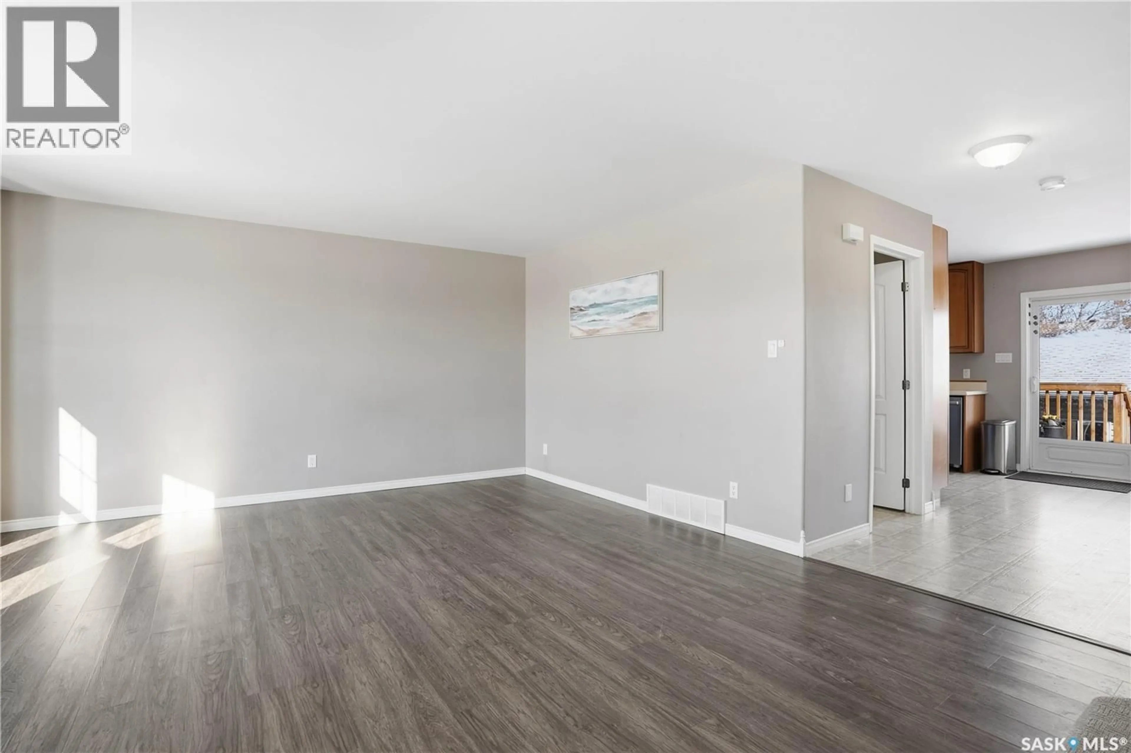 A pic of a room for 19 ARLINGTON AVENUE, Moose Jaw Saskatchewan S6K1B2