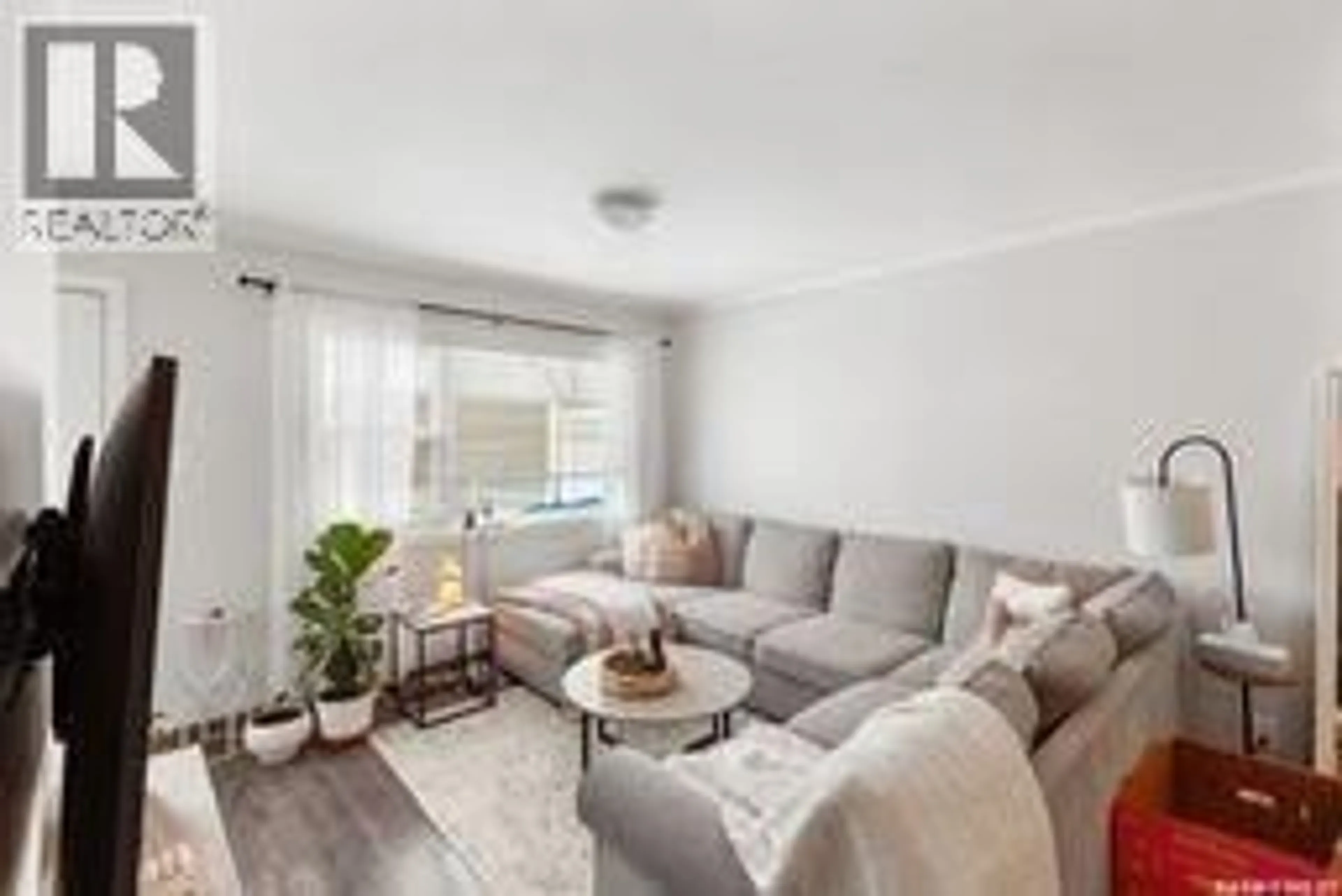 Living room with furniture, unknown for 522 - 320 CORNISH ROAD, Saskatoon Saskatchewan S7T0Z4