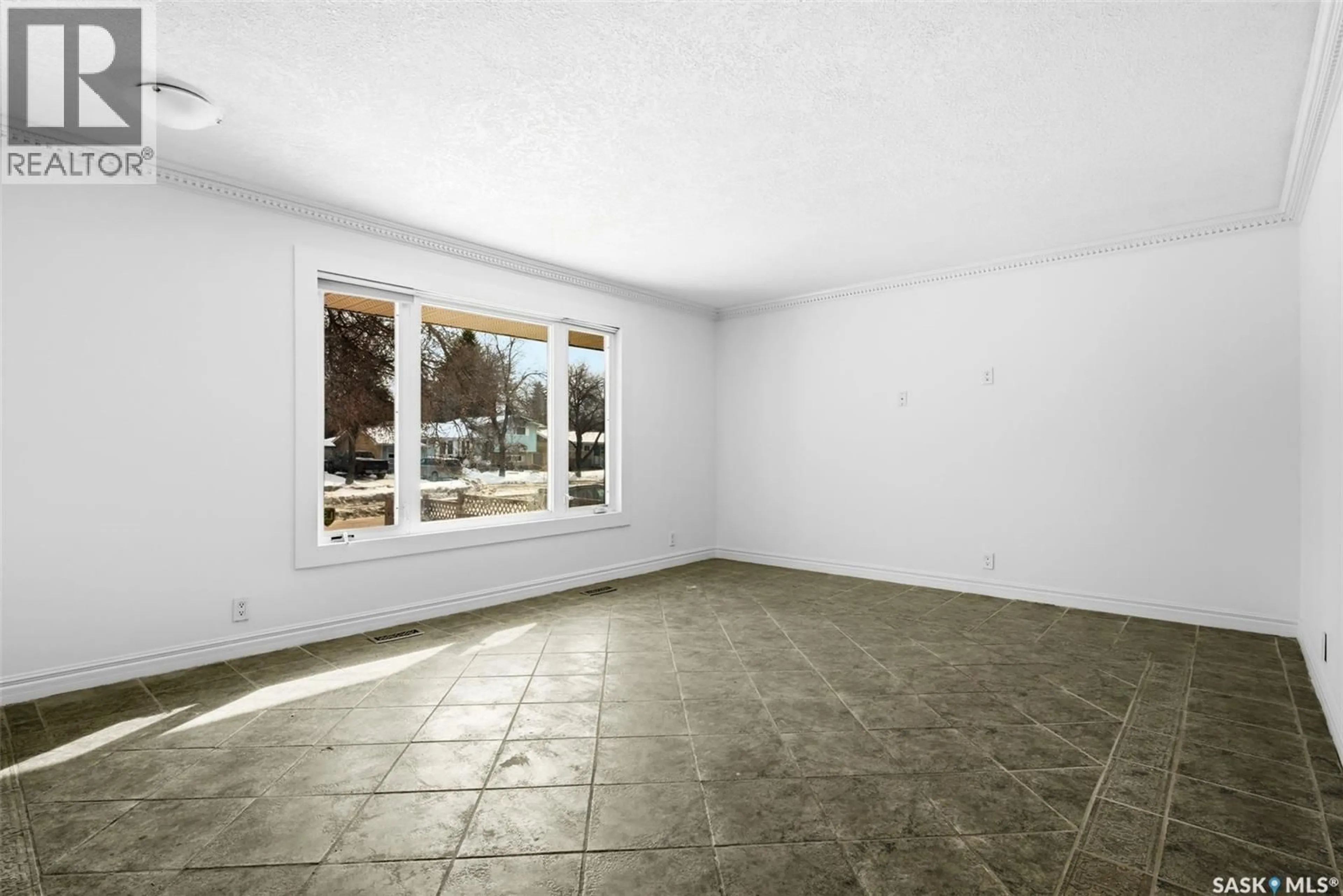 A pic of a room for 960 MCCARTHY BOULEVARD, Regina Saskatchewan S4T6S7